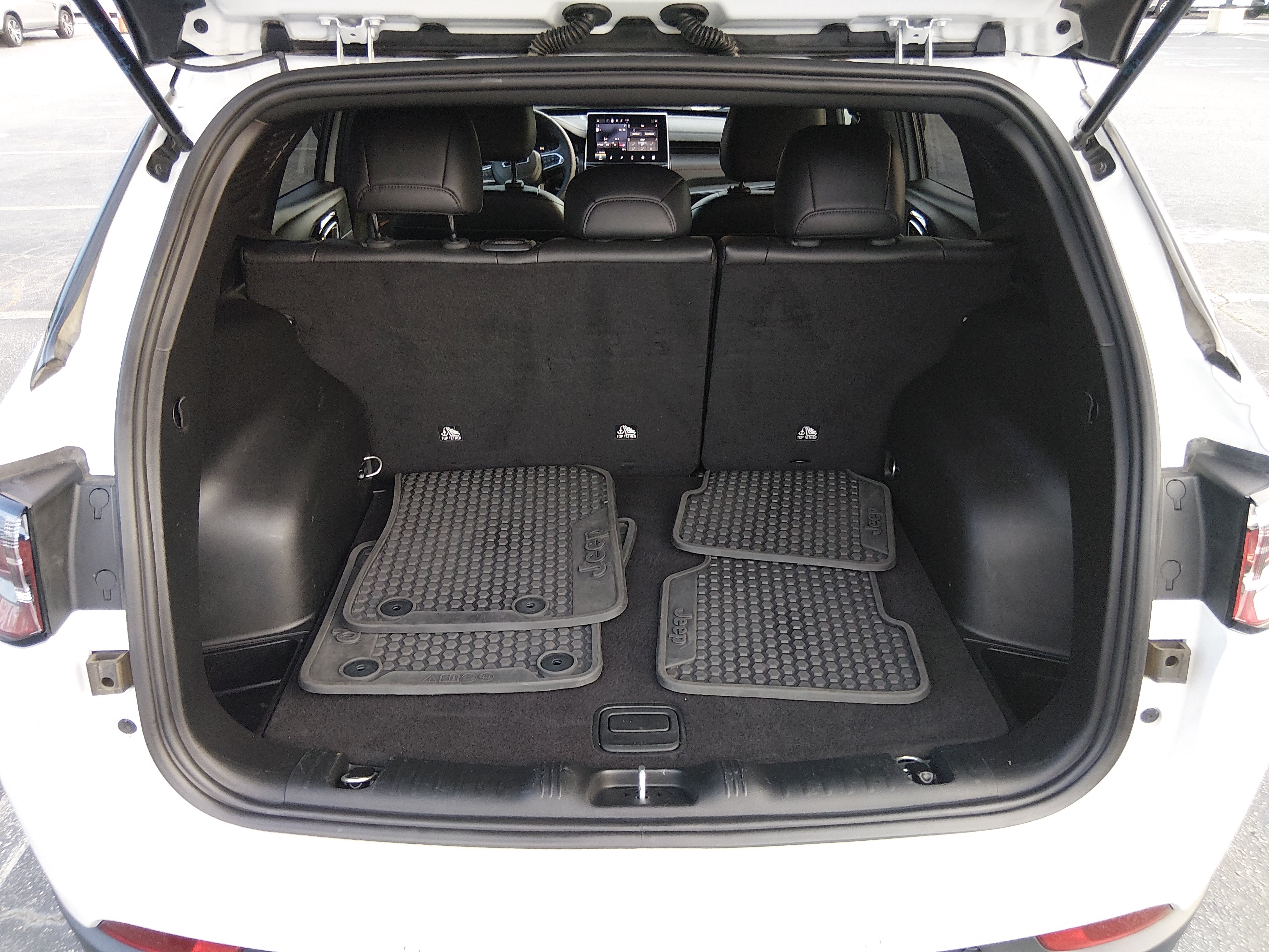 2025 Jeep Compass Trailhawk - Photo 11