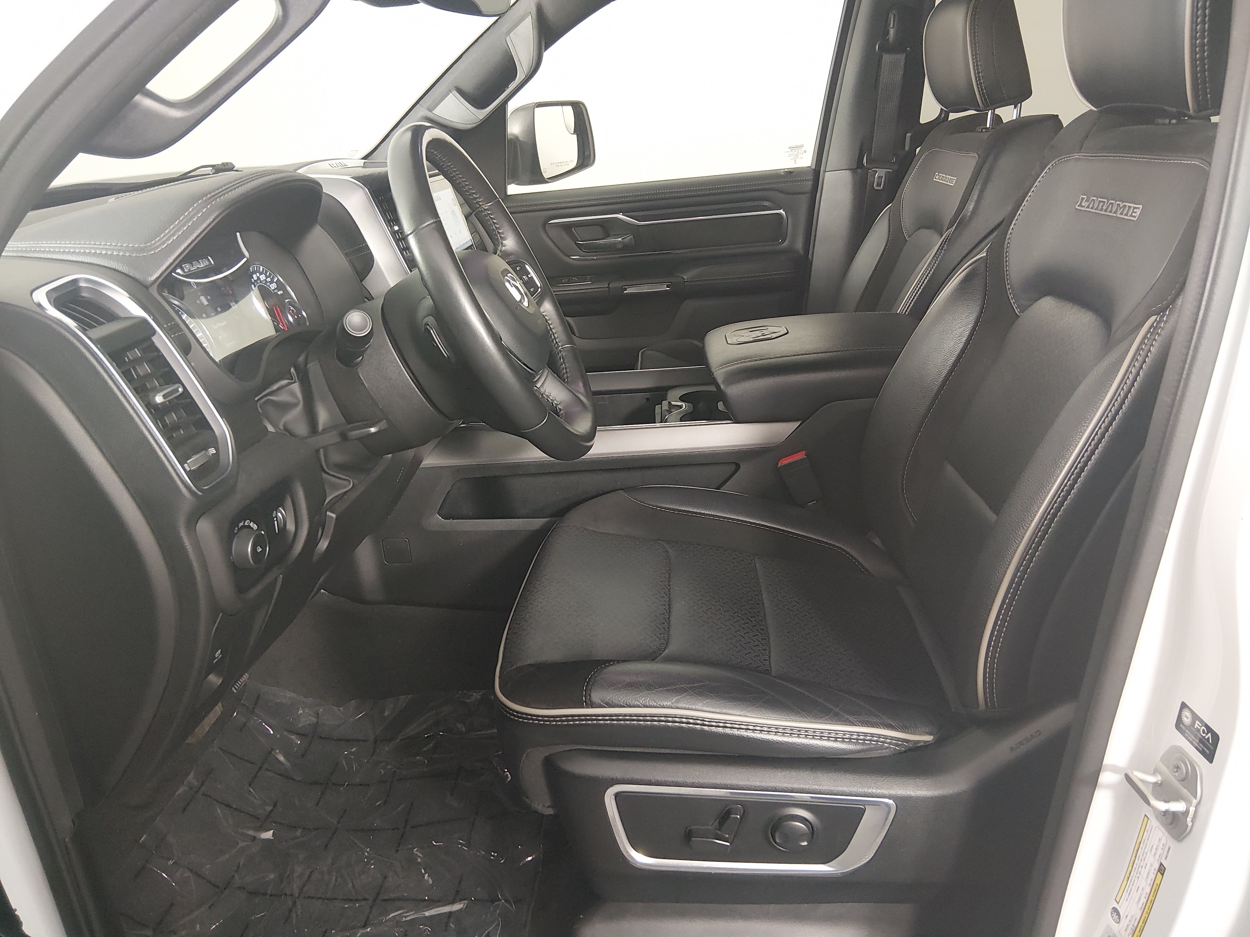 2024 RAM Ram 1500 Pickup Laramie - Photo 20