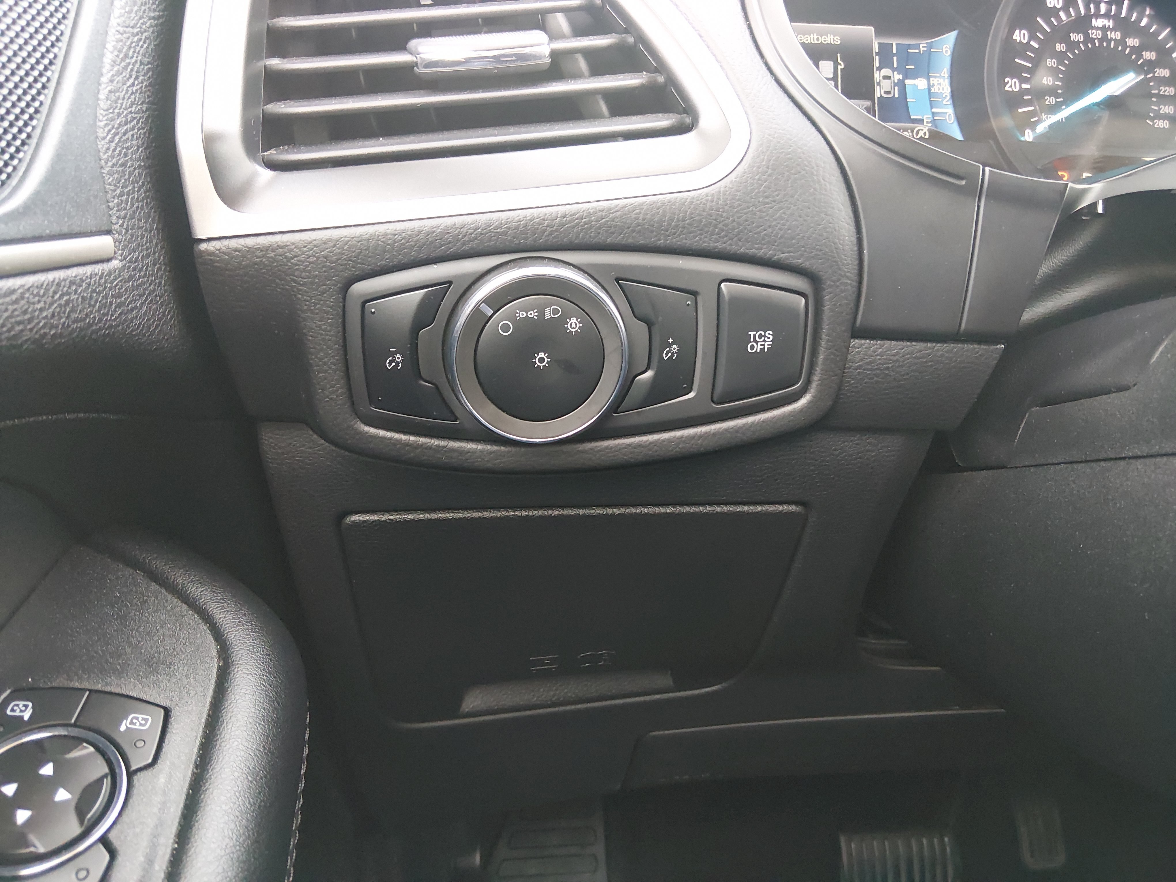 2024 Ford Edge SEL - Photo 13