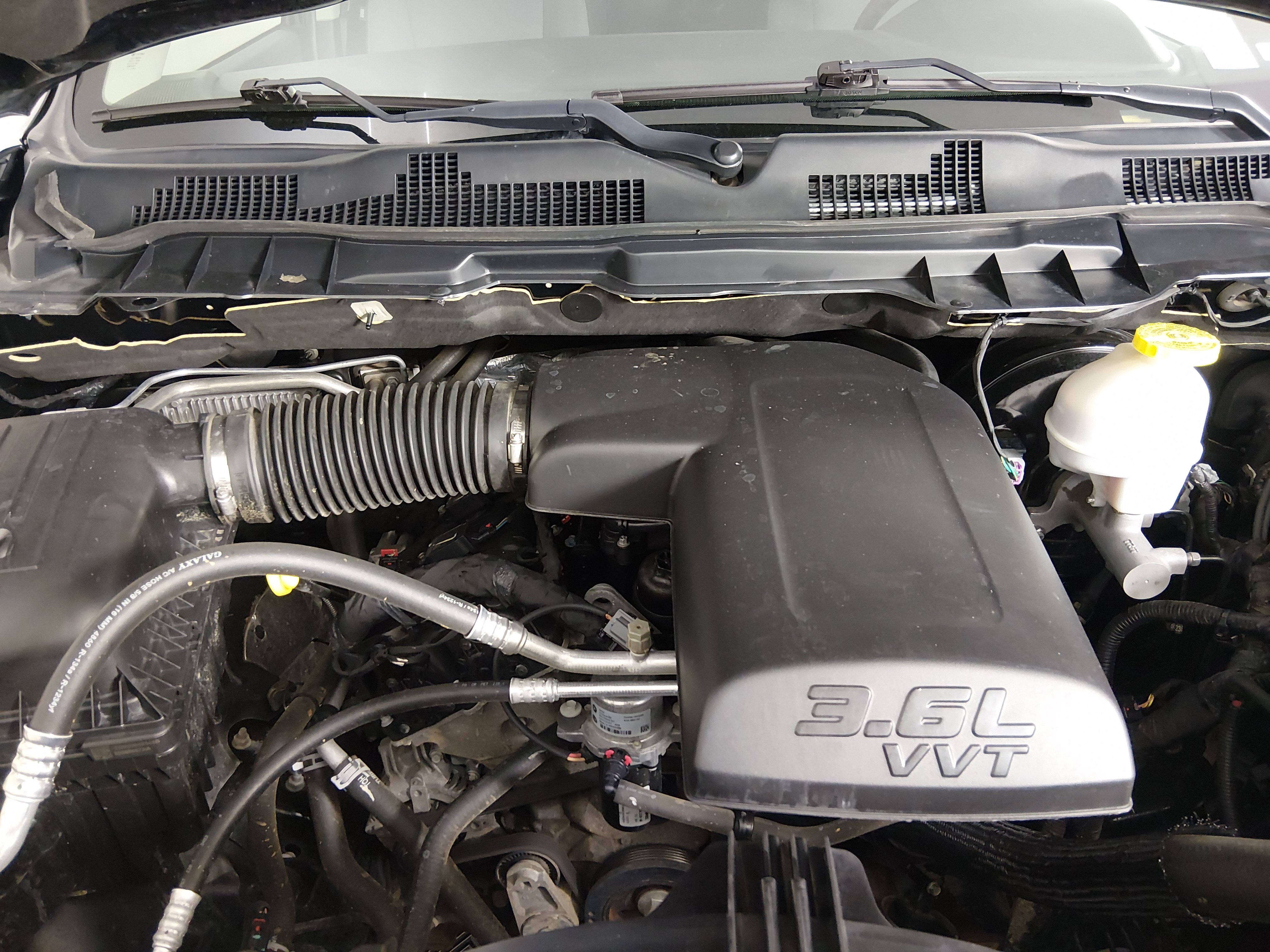 2024 RAM Ram 1500 Classic SLT - Photo 9