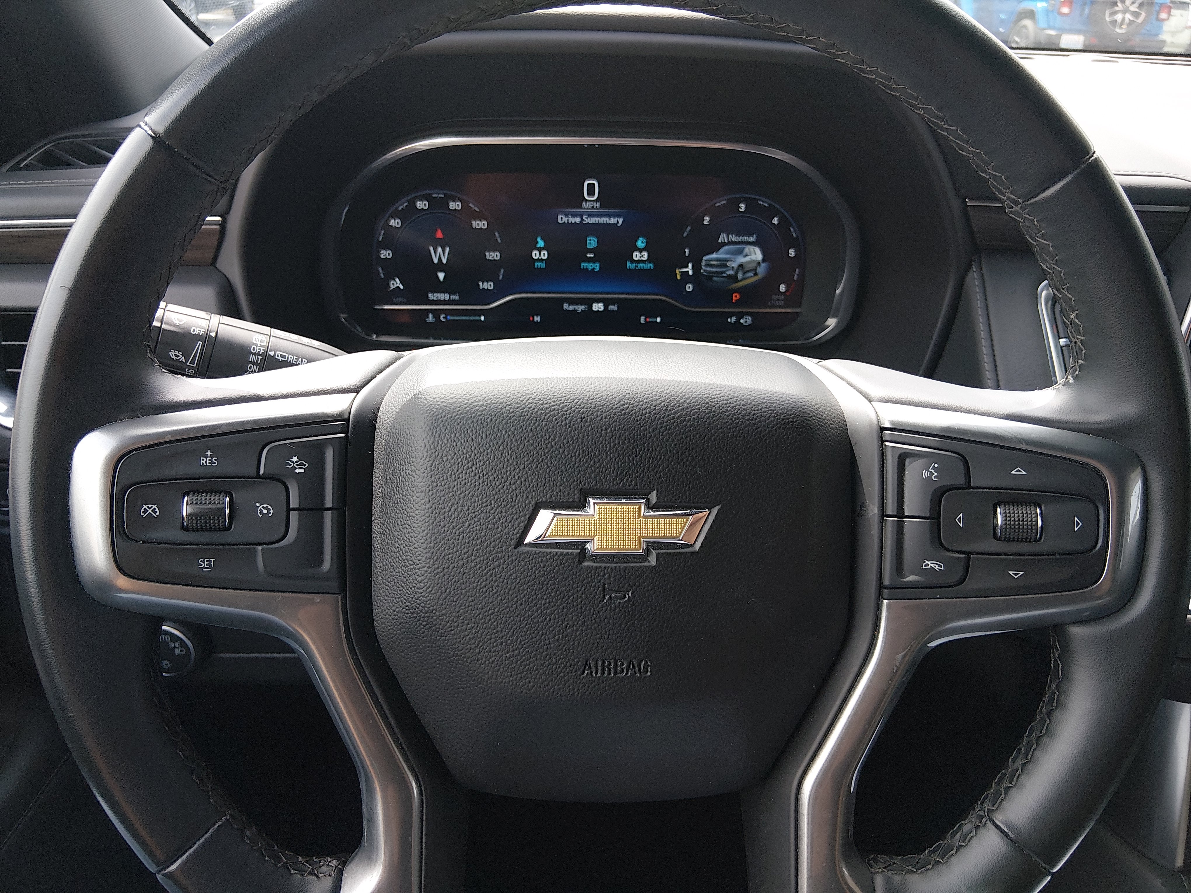 2024 Chevrolet Suburban LT - Photo 12