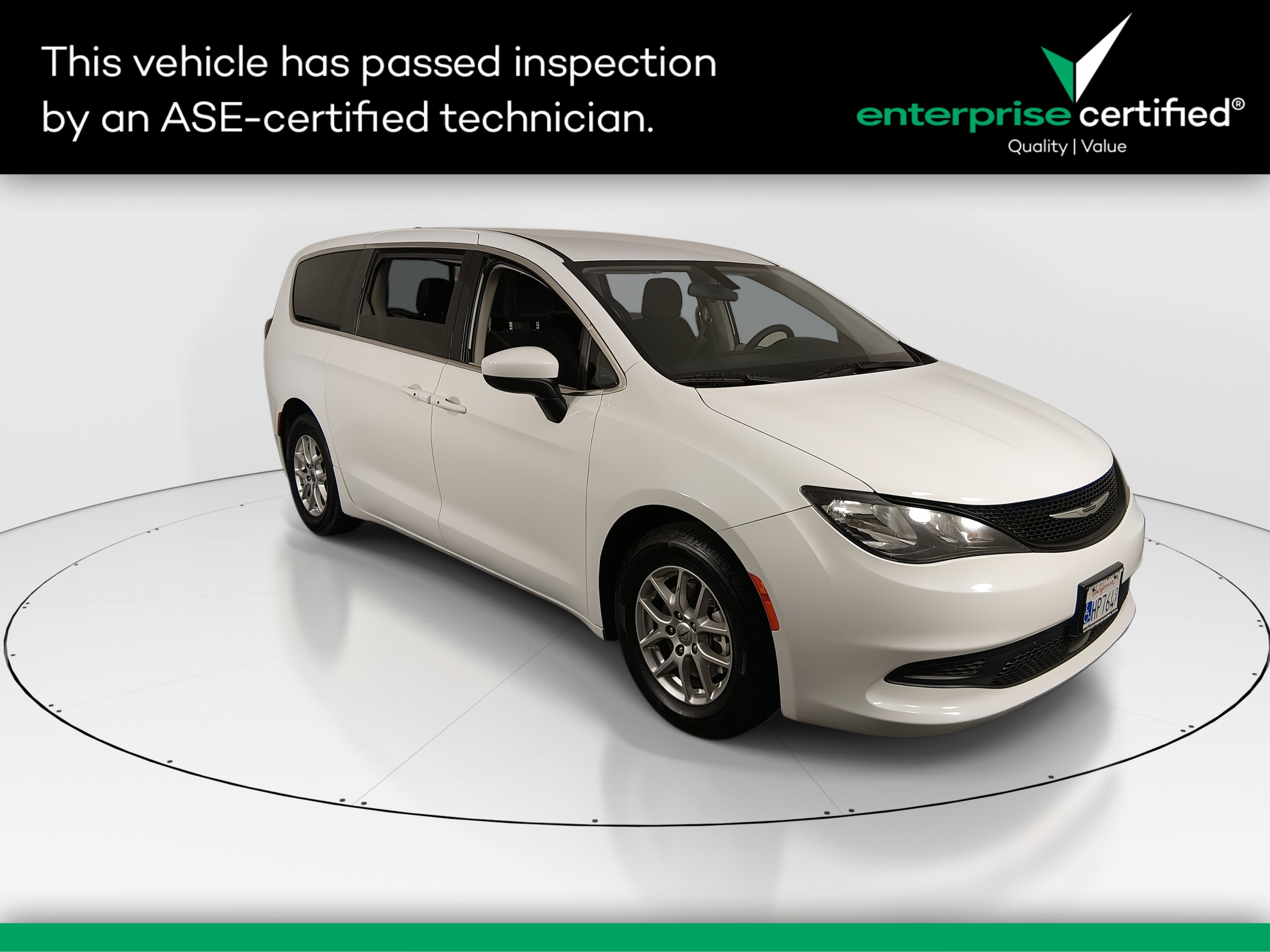 2022 Chrysler Voyager