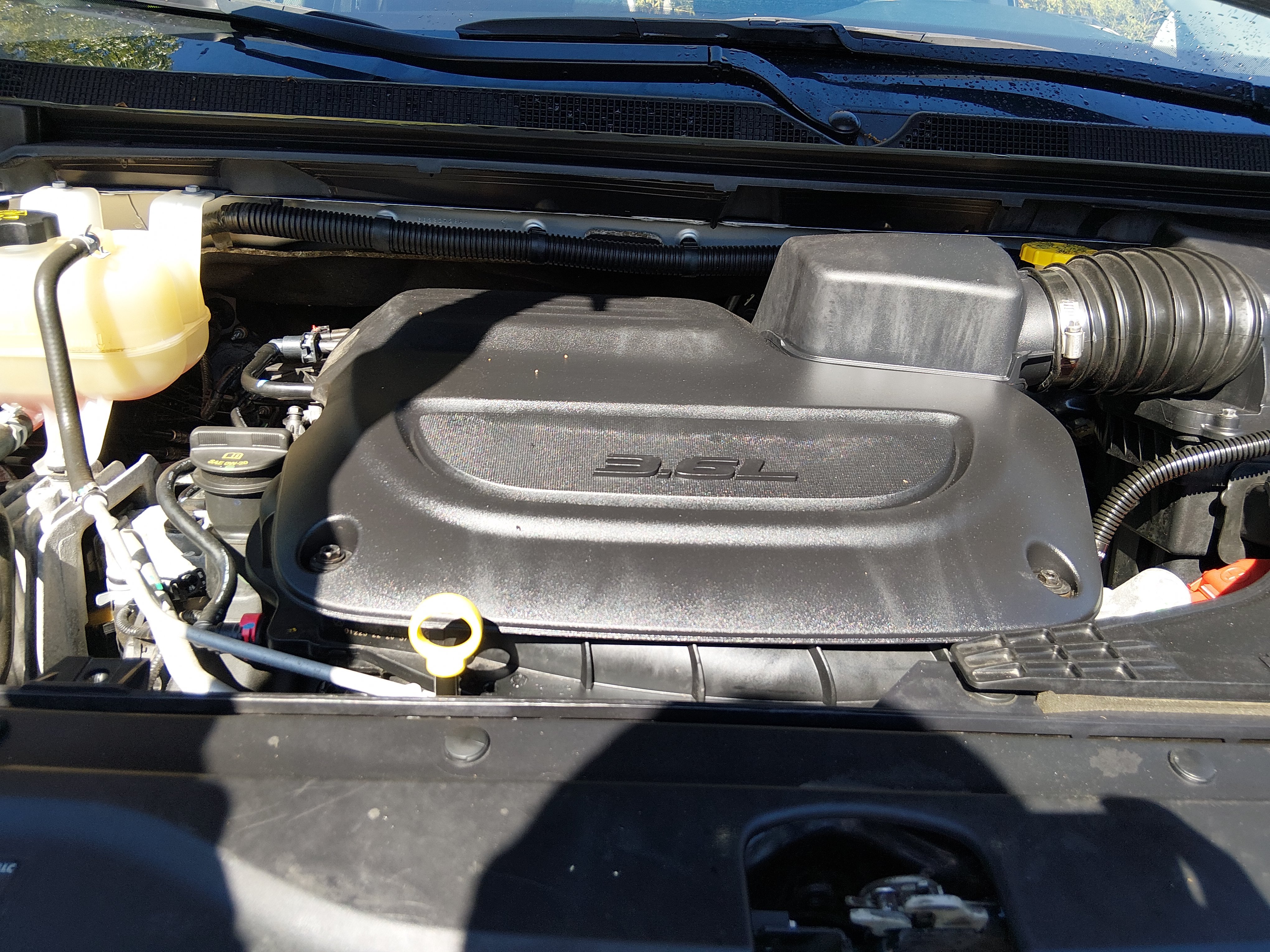 2023 Chrysler Voyager LX - Photo 9
