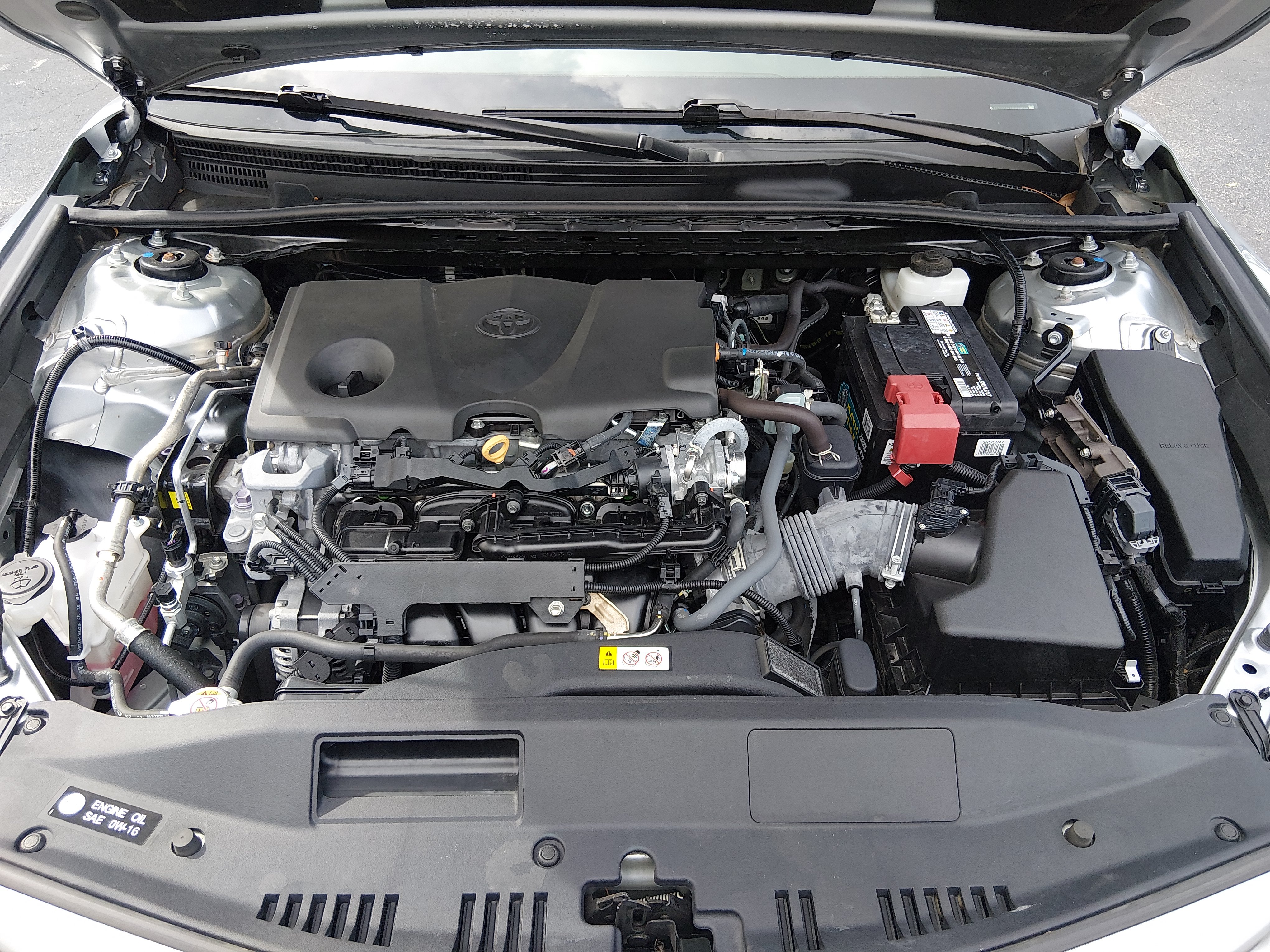 2024 Toyota Camry SE - Photo 9