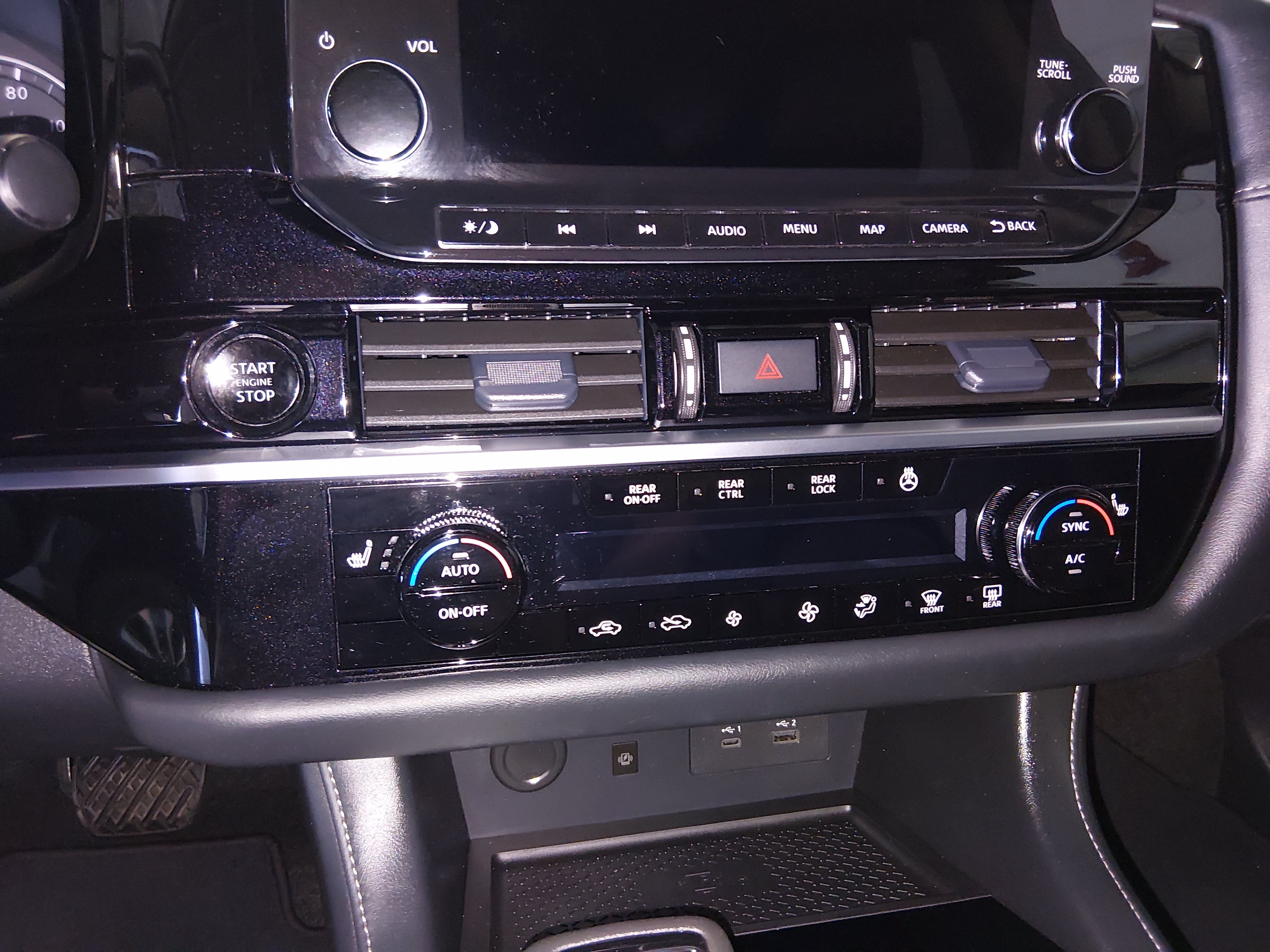 2025 Nissan Pathfinder SL - Photo 20