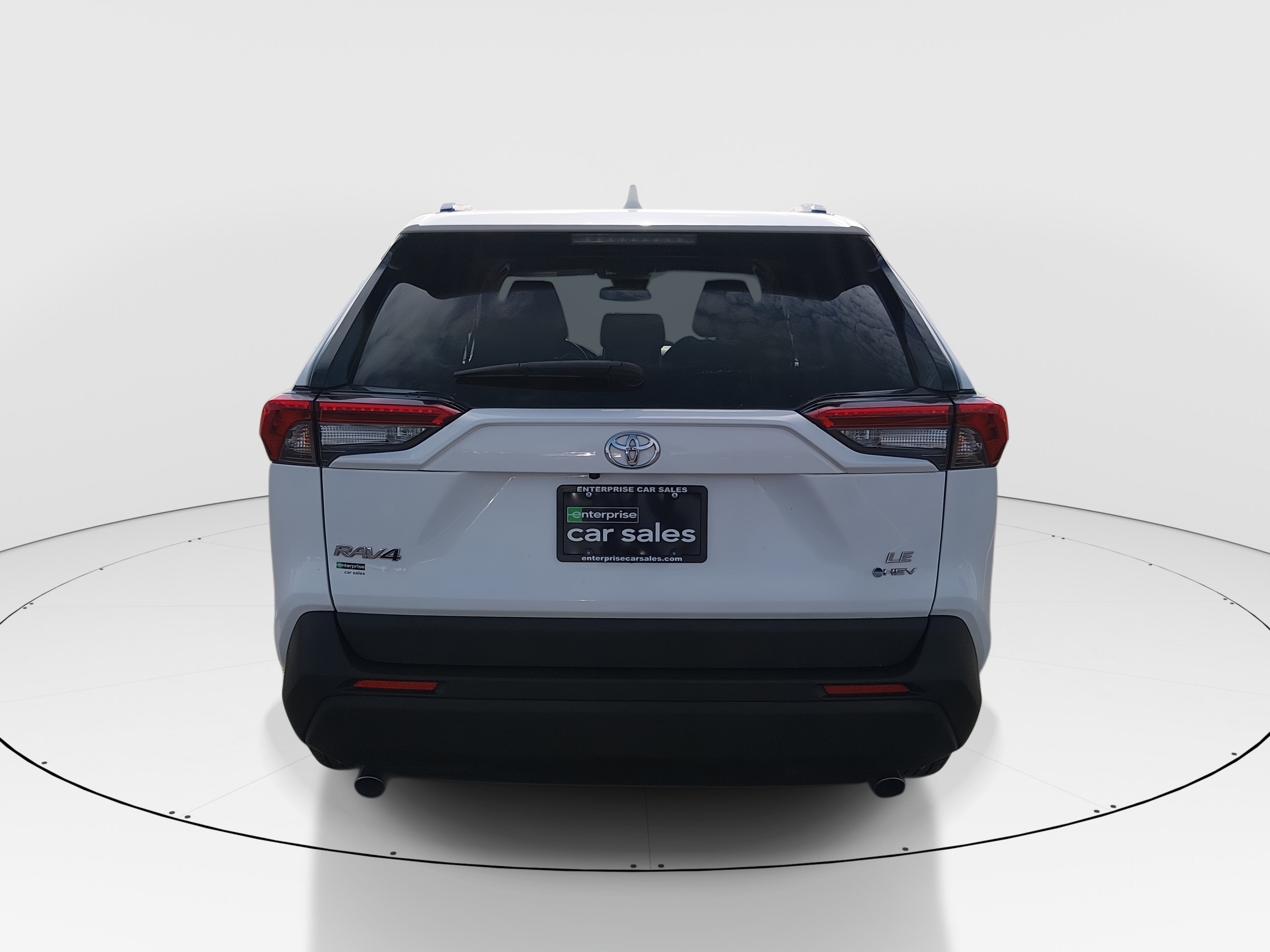 2025 Toyota RAV4 LE - Photo 6