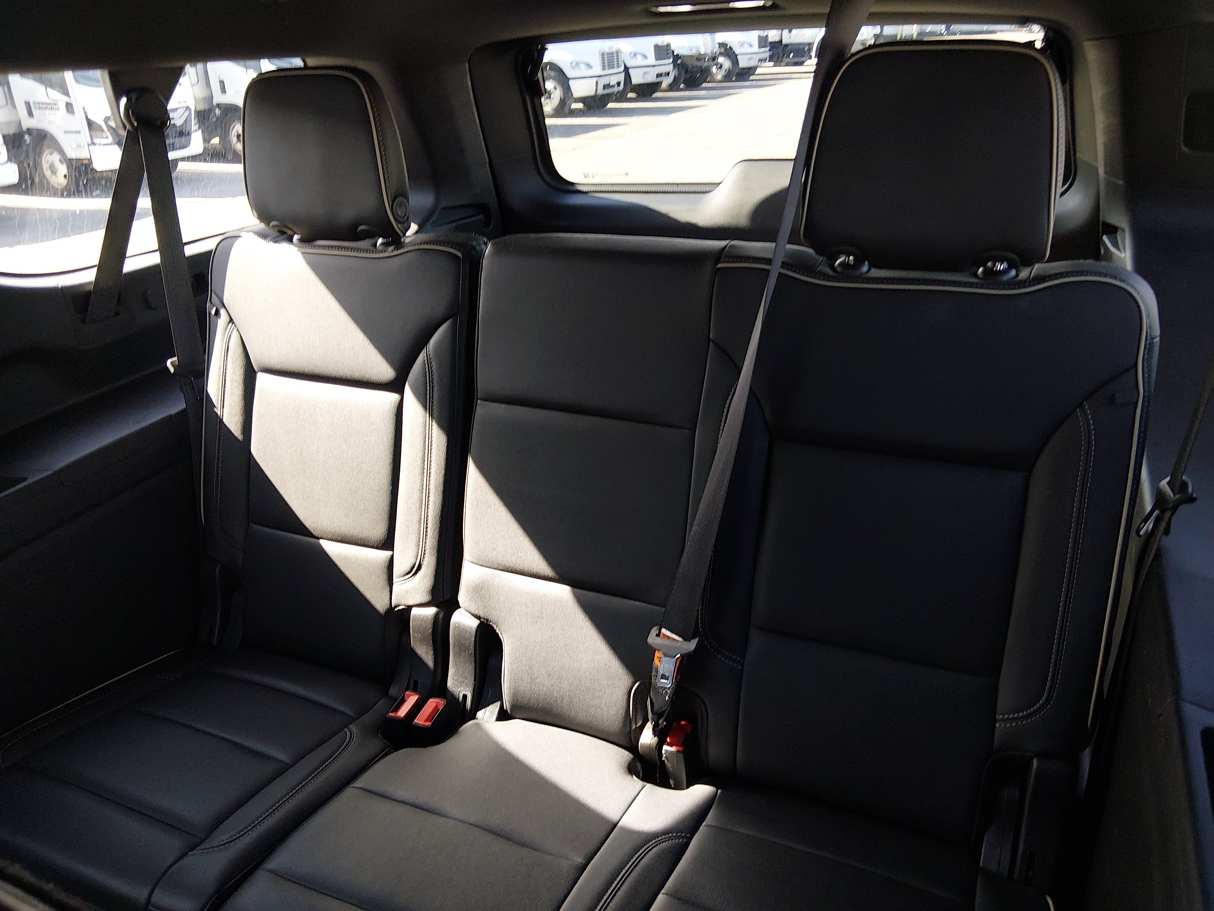 2024 Chevrolet Suburban Premier - Photo 17