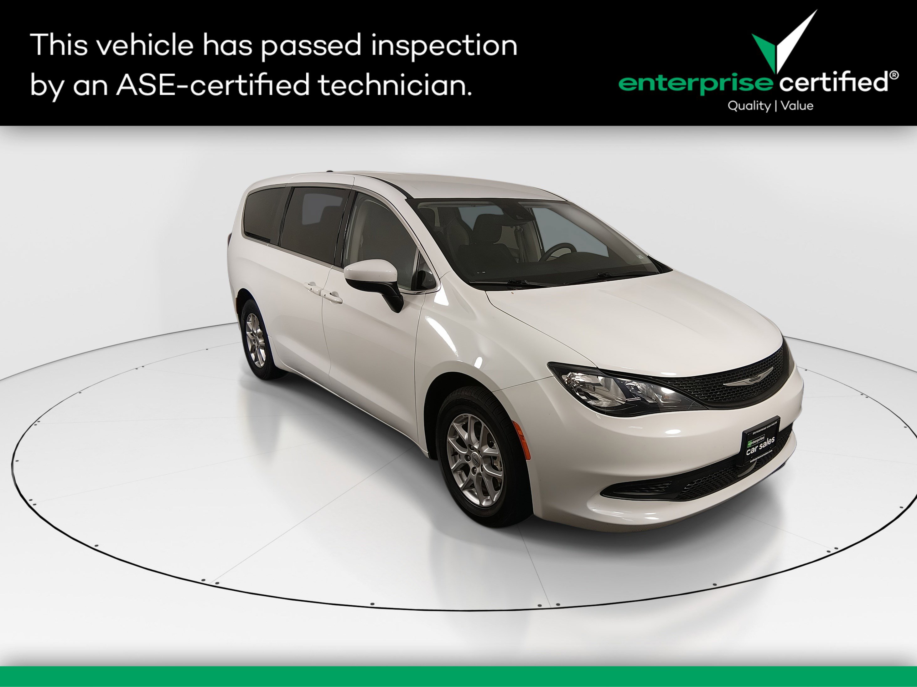 2023 Chrysler Voyager