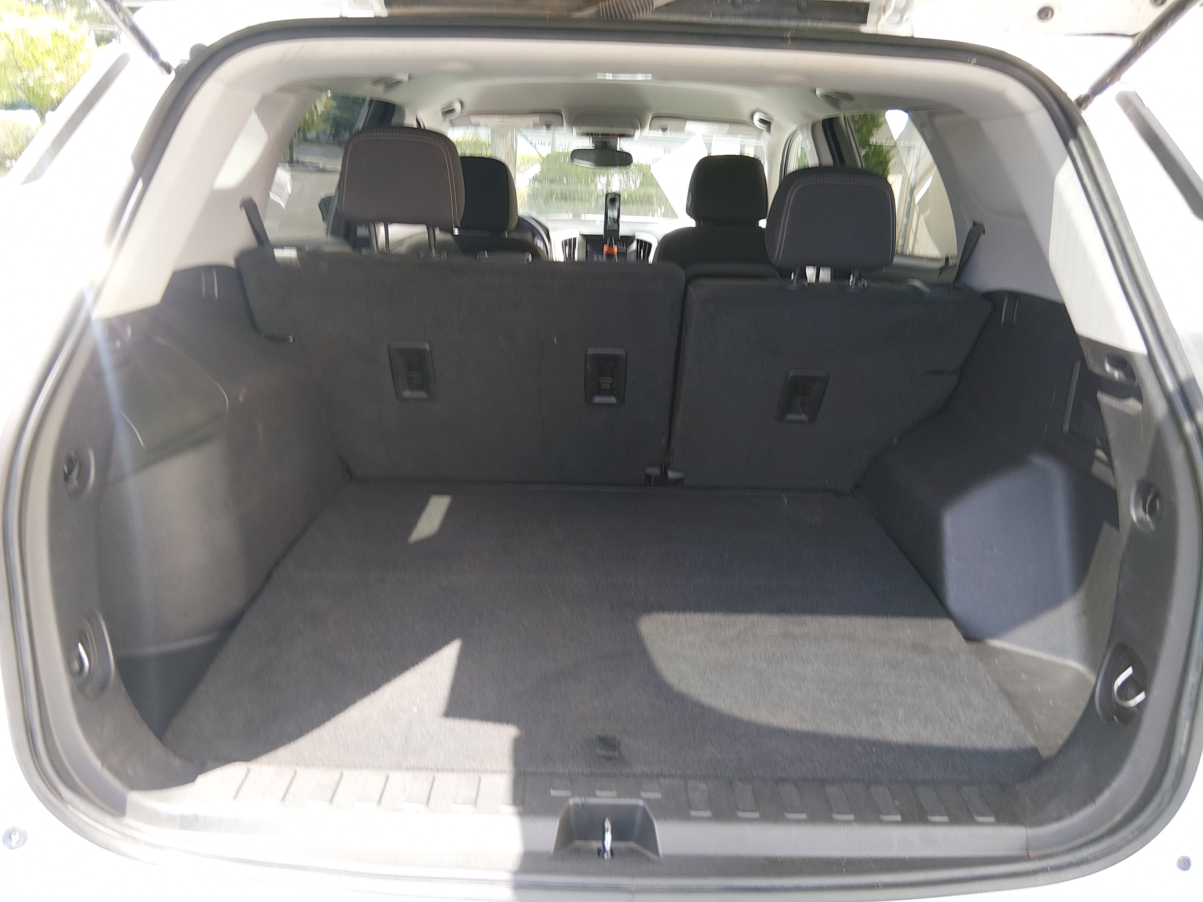 2024 GMC Terrain SLE - Photo 11