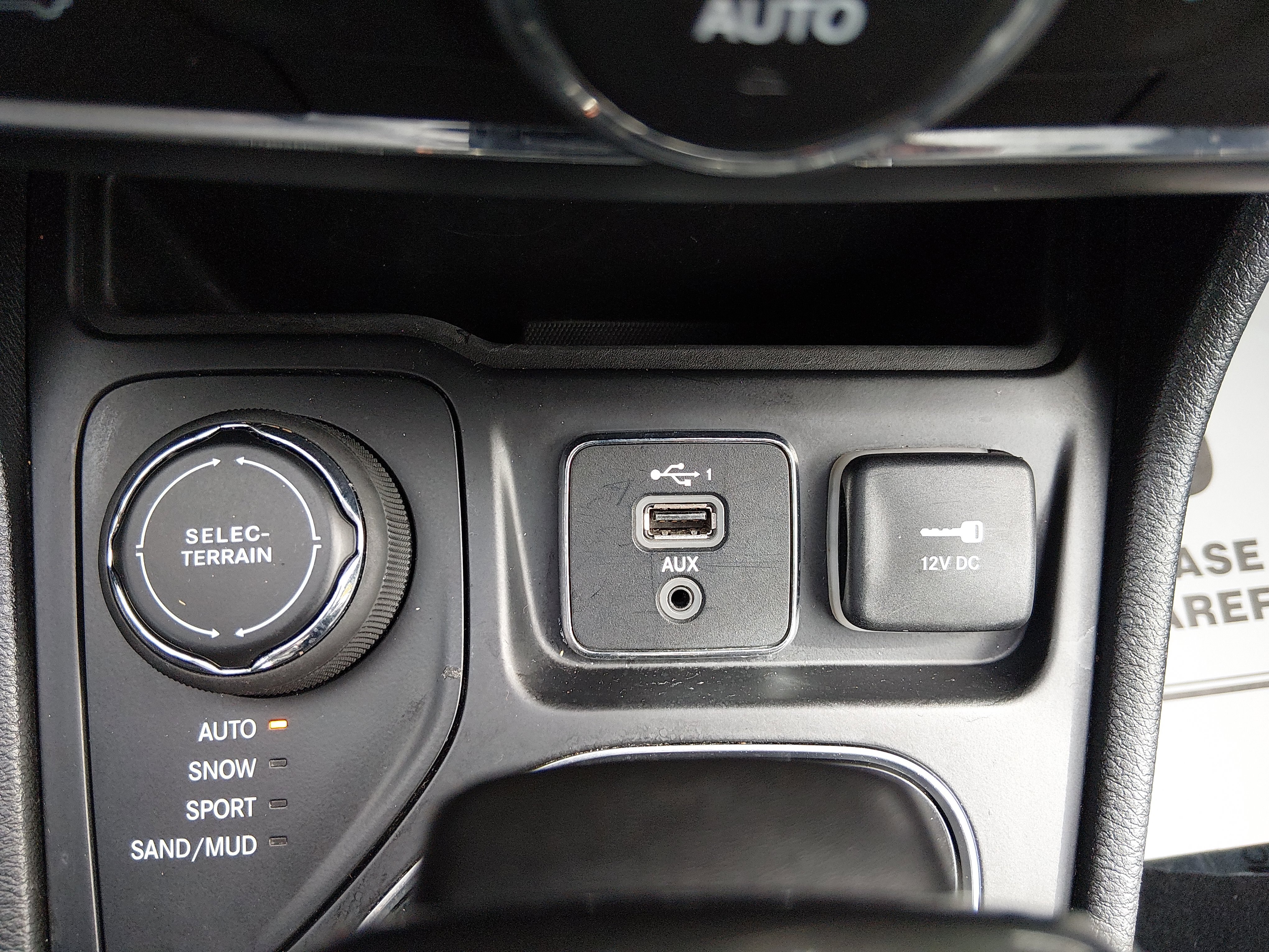 2023 Jeep Cherokee Altitude Lux - Photo 19