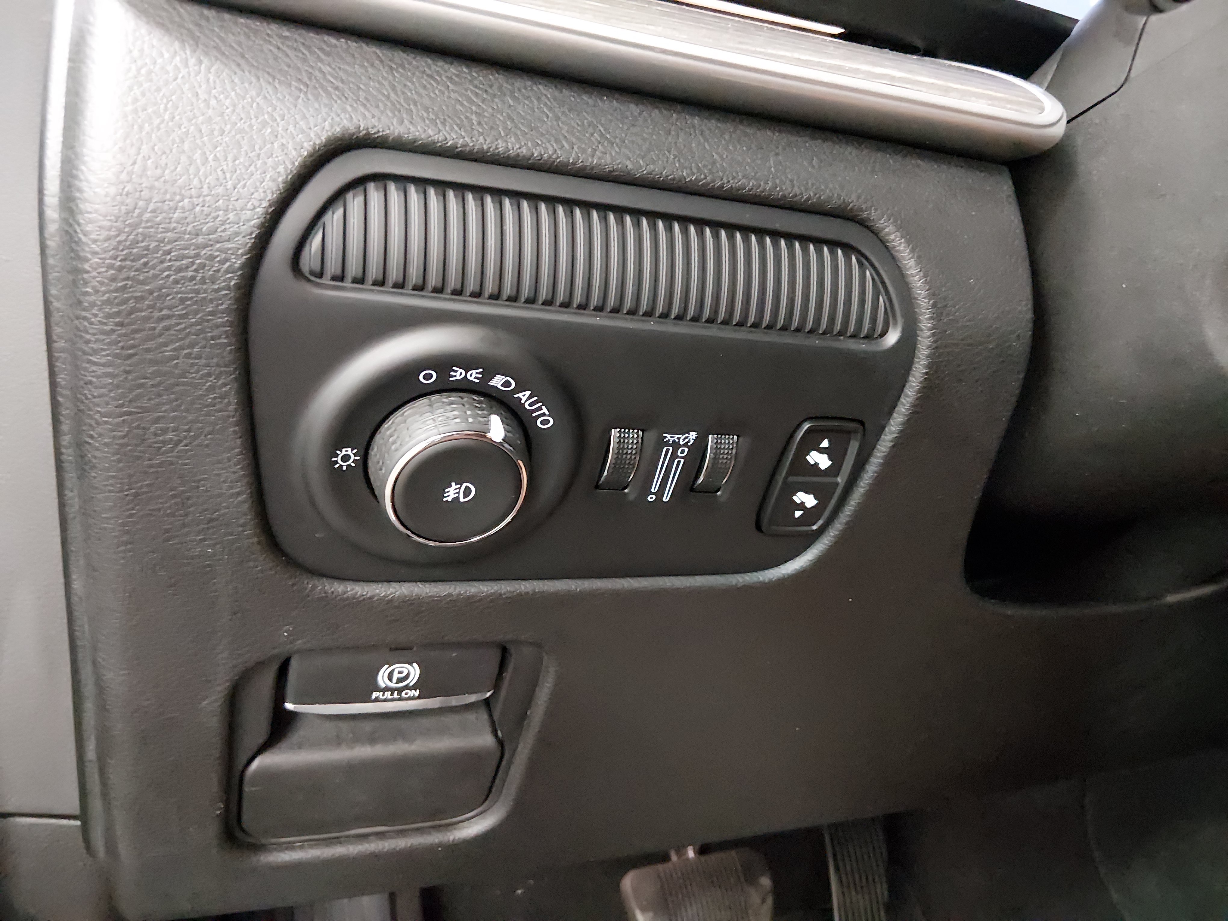 2024 Jeep Wagoneer Series II - Photo 13