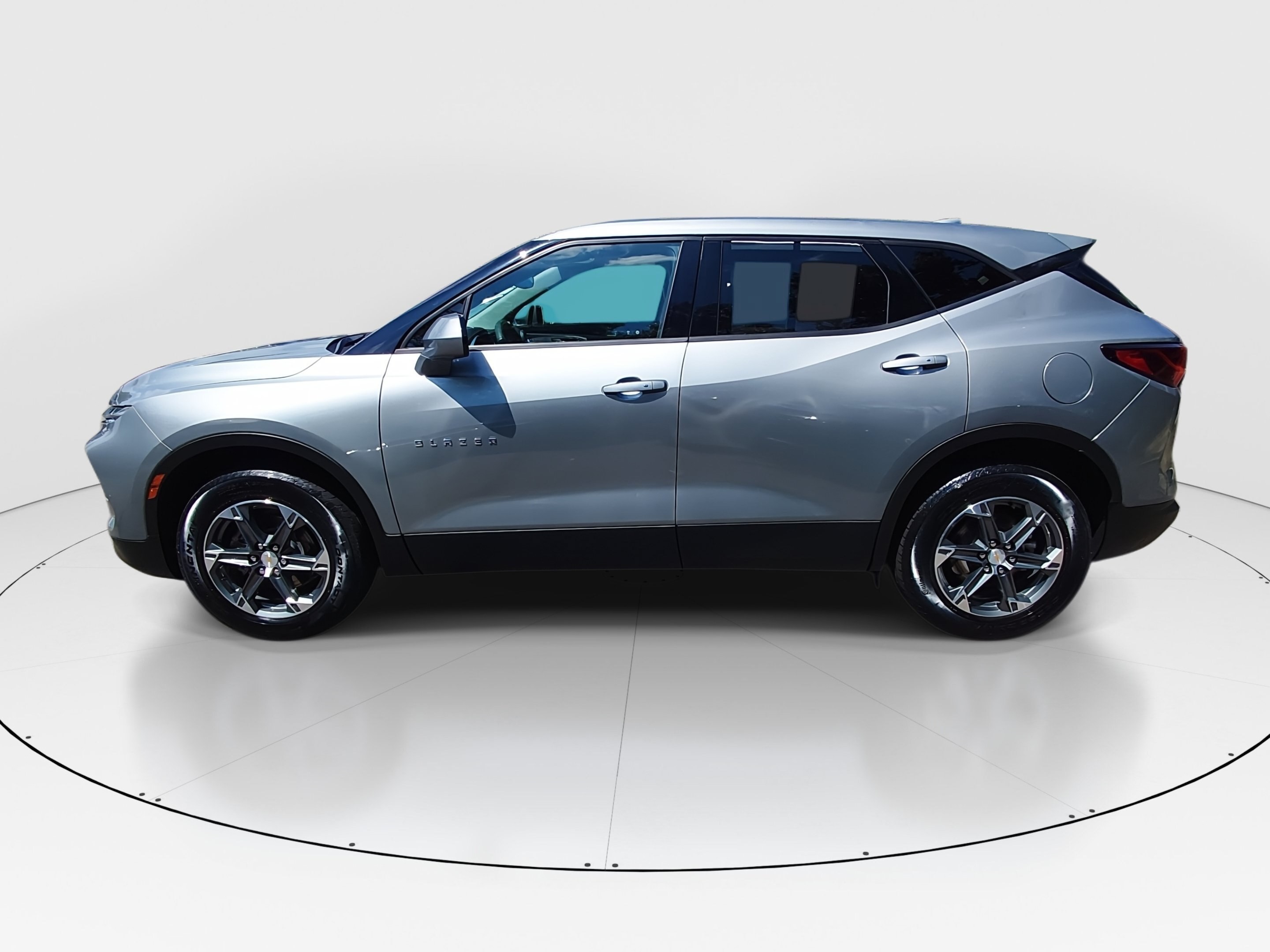 2025 Chevrolet Blazer 2LT - Photo 4