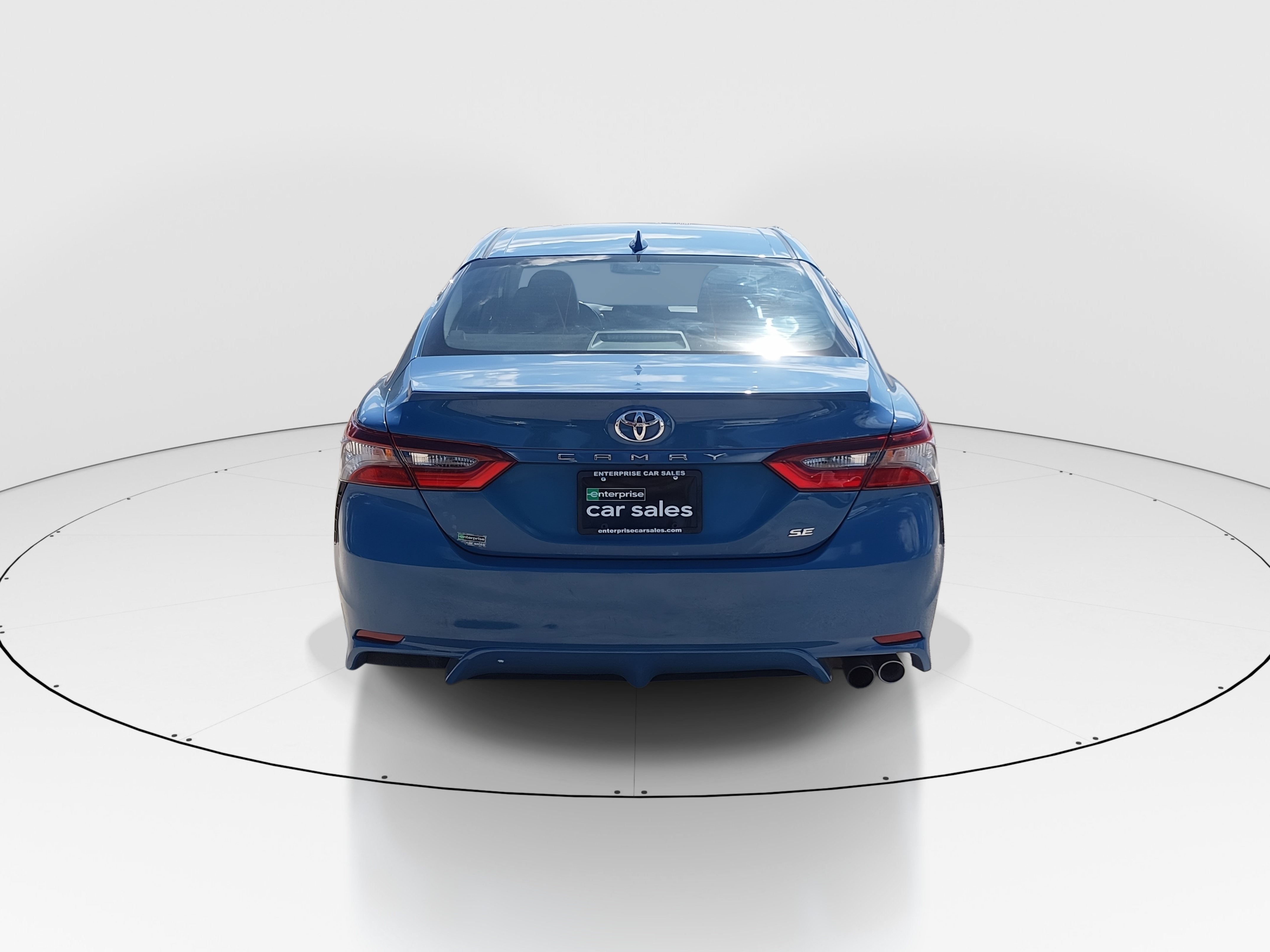 2024 Toyota Camry SE - Photo 6