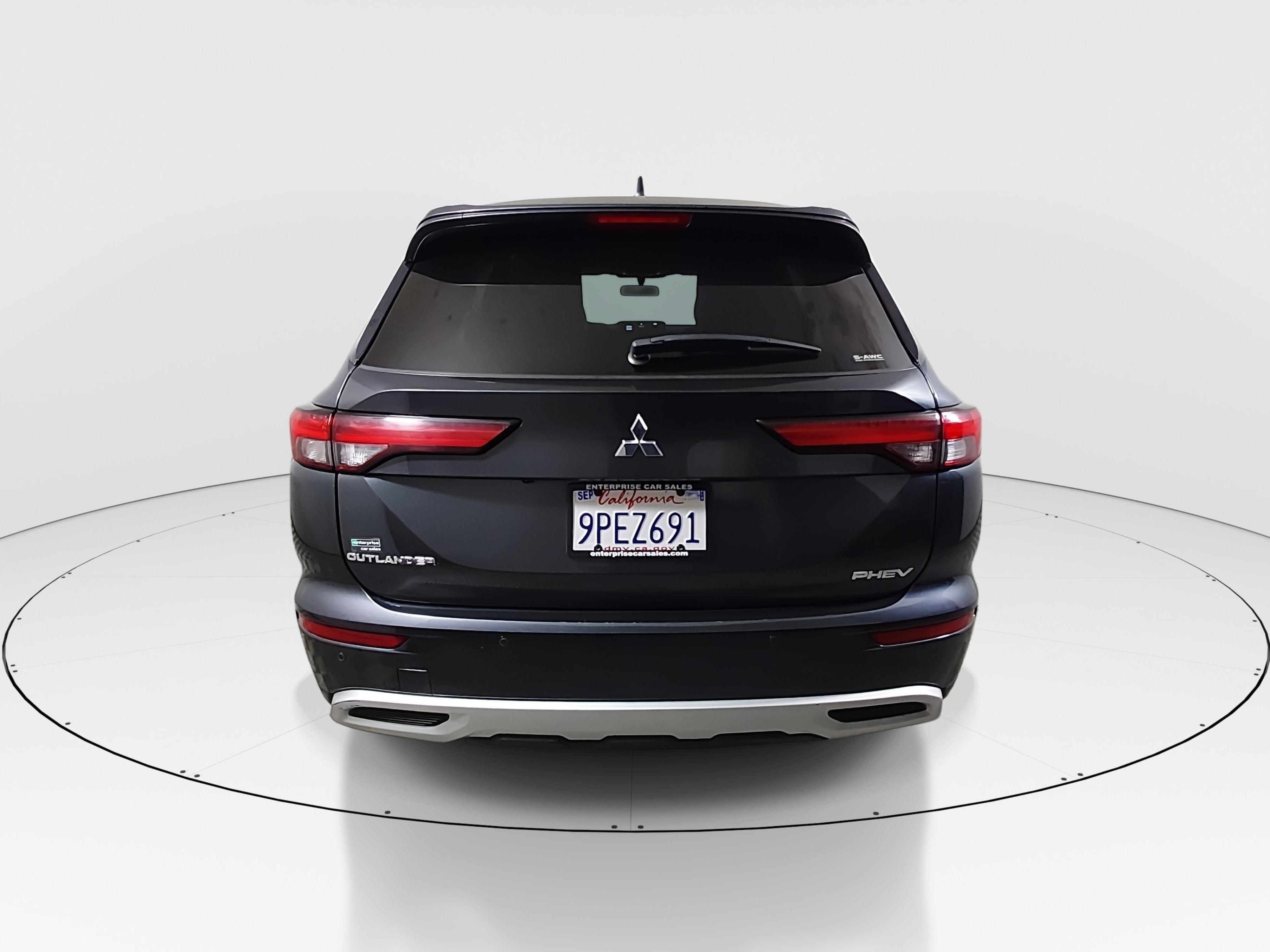 2024 Mitsubishi Outlander Plug-in Hybrid SE - Photo 6