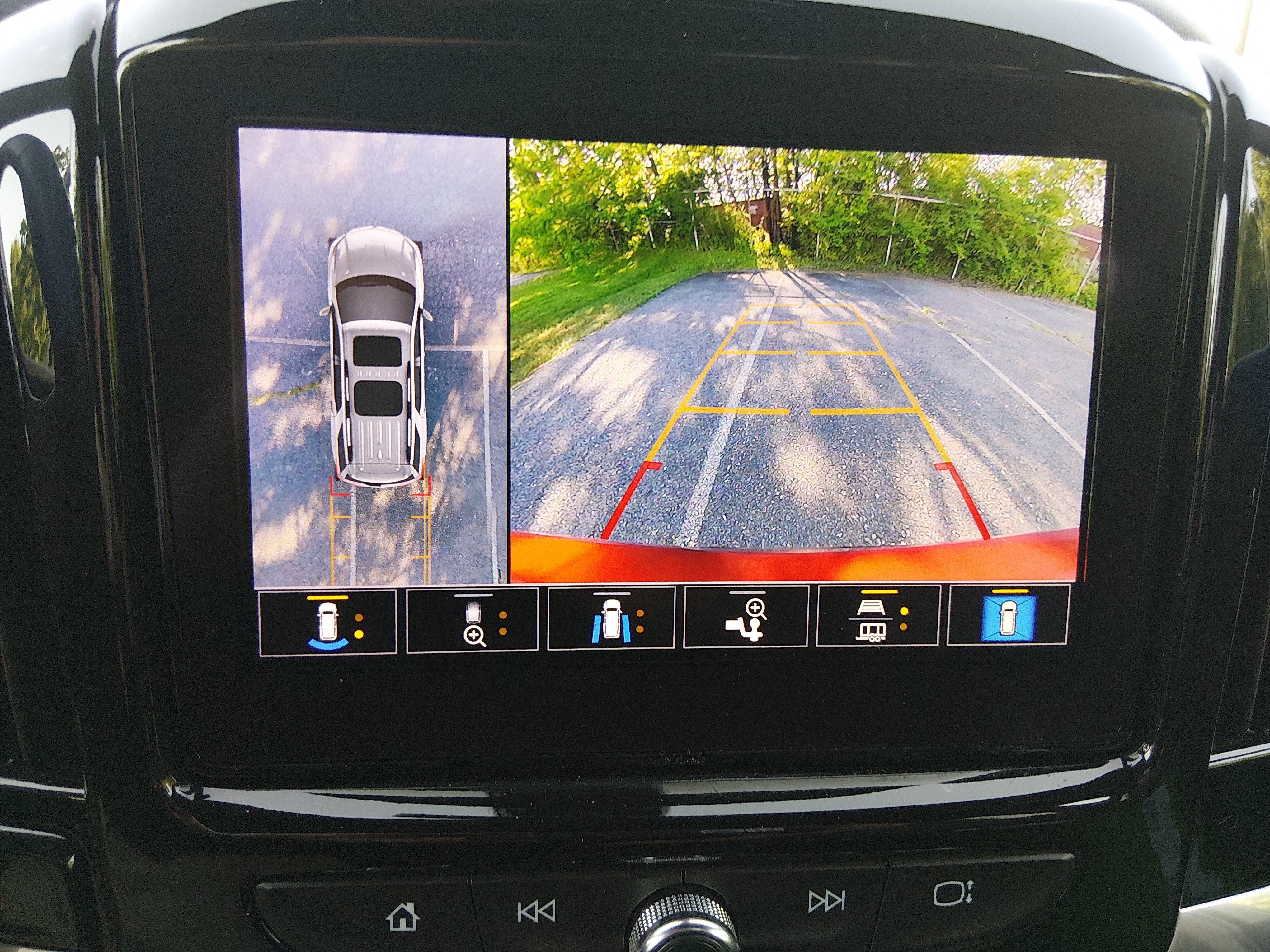 2023 Chevrolet Traverse RS - Photo 16