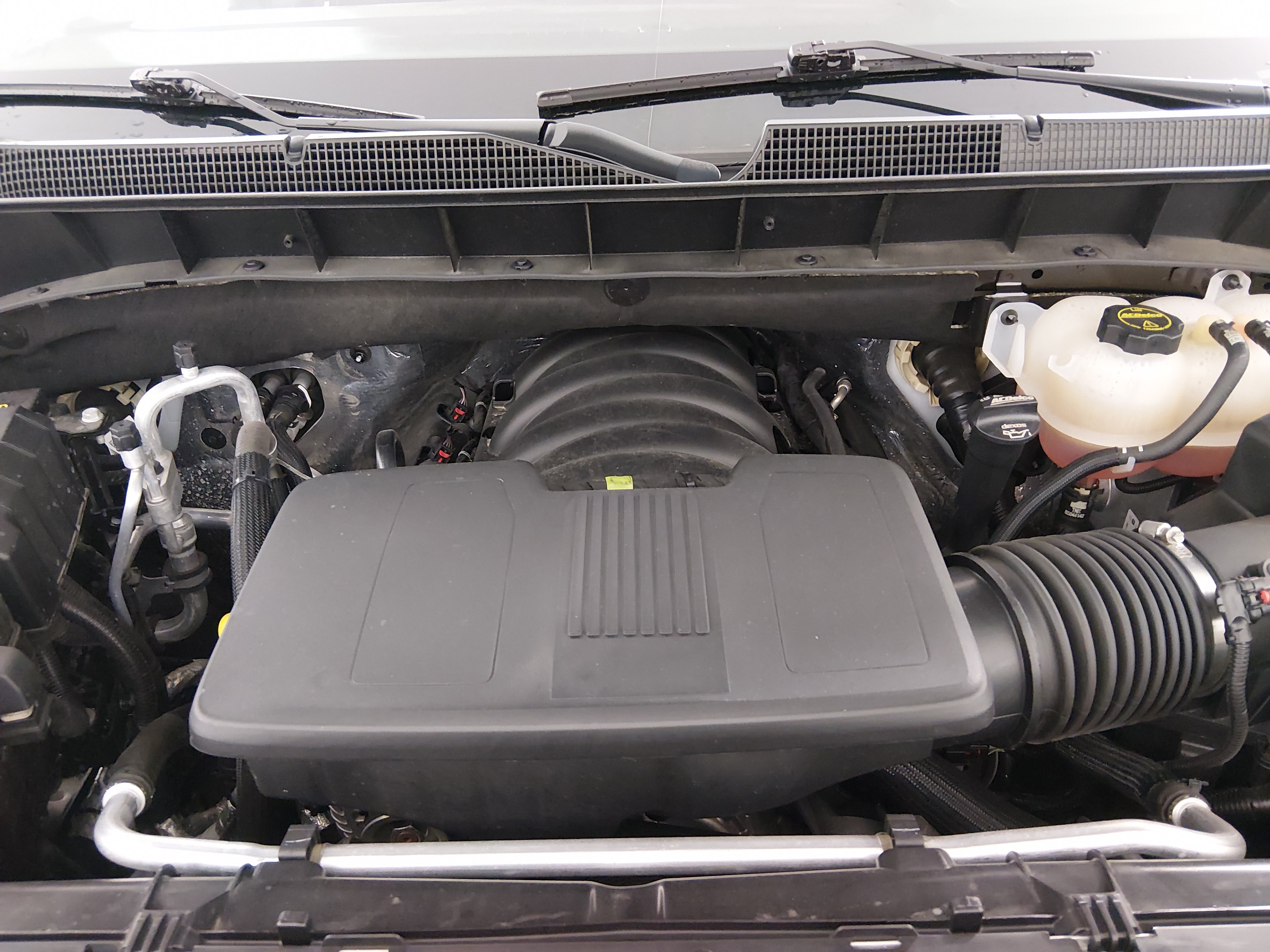 2025 Chevrolet Silverado 1500 LT - Photo 9
