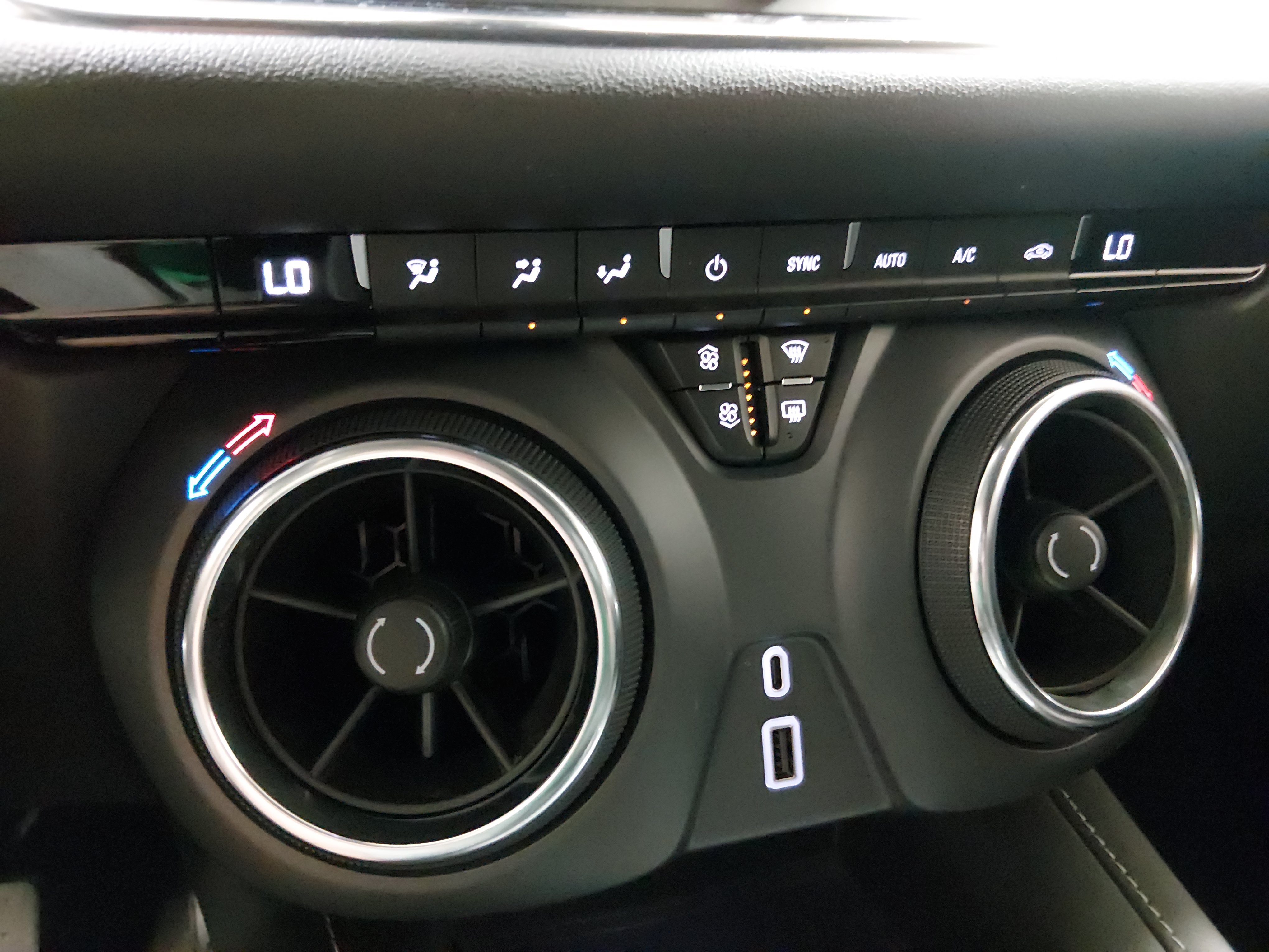 2023 Chevrolet Blazer 2LT - Photo 18