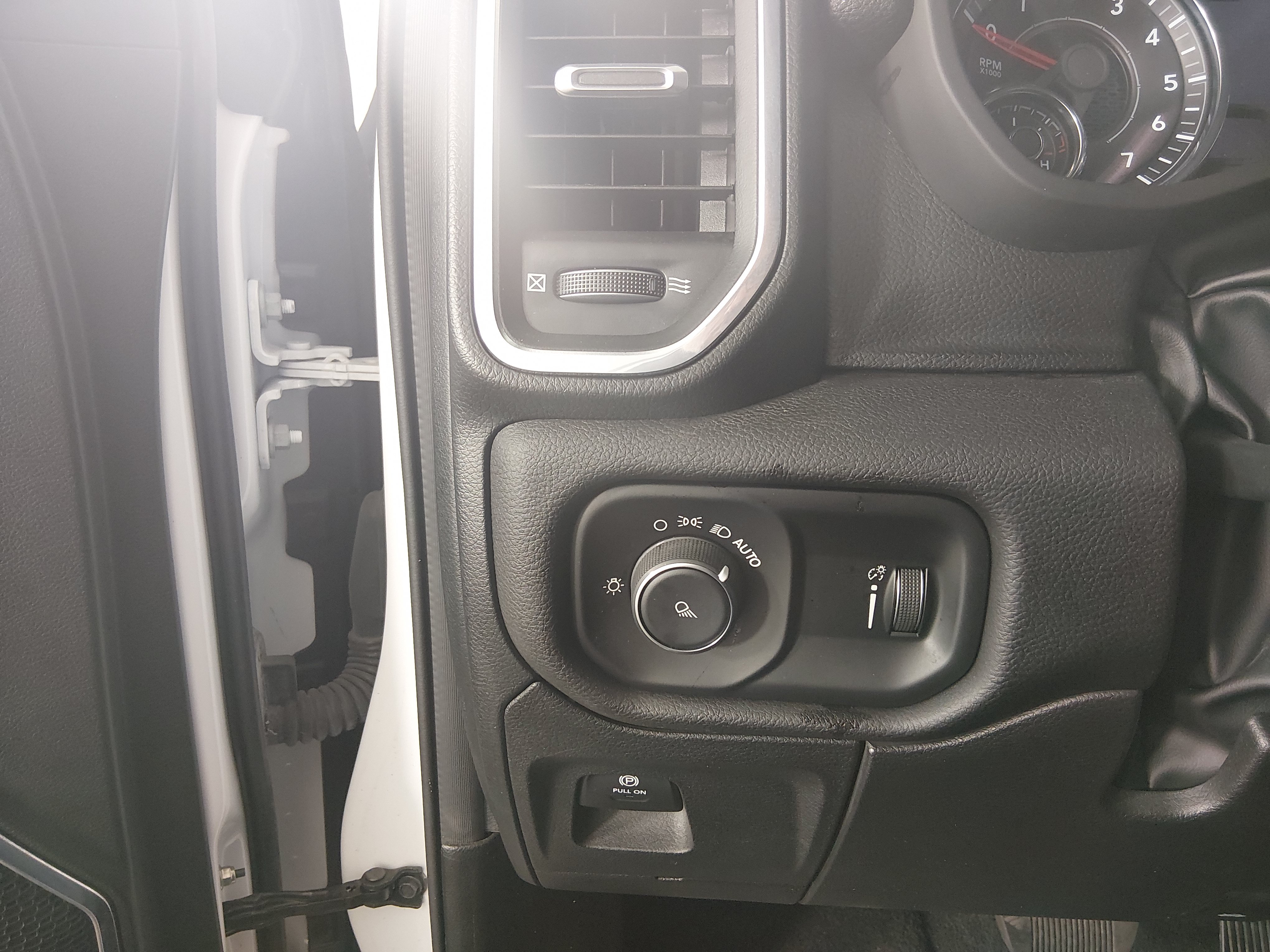 2024 RAM Ram 1500 Pickup Laramie - Photo 13