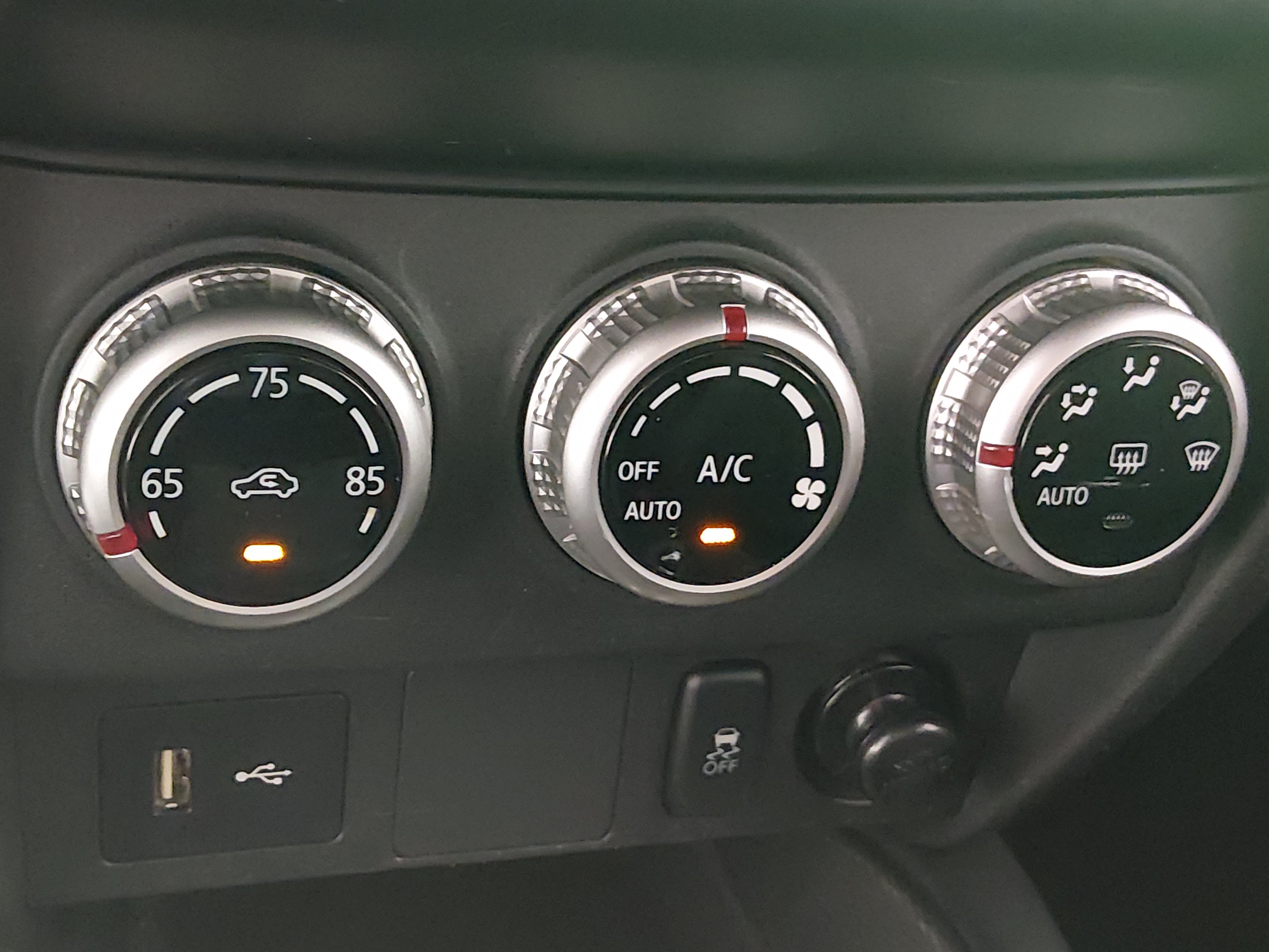 2024 Mitsubishi Outlander Sport ES - Photo 18