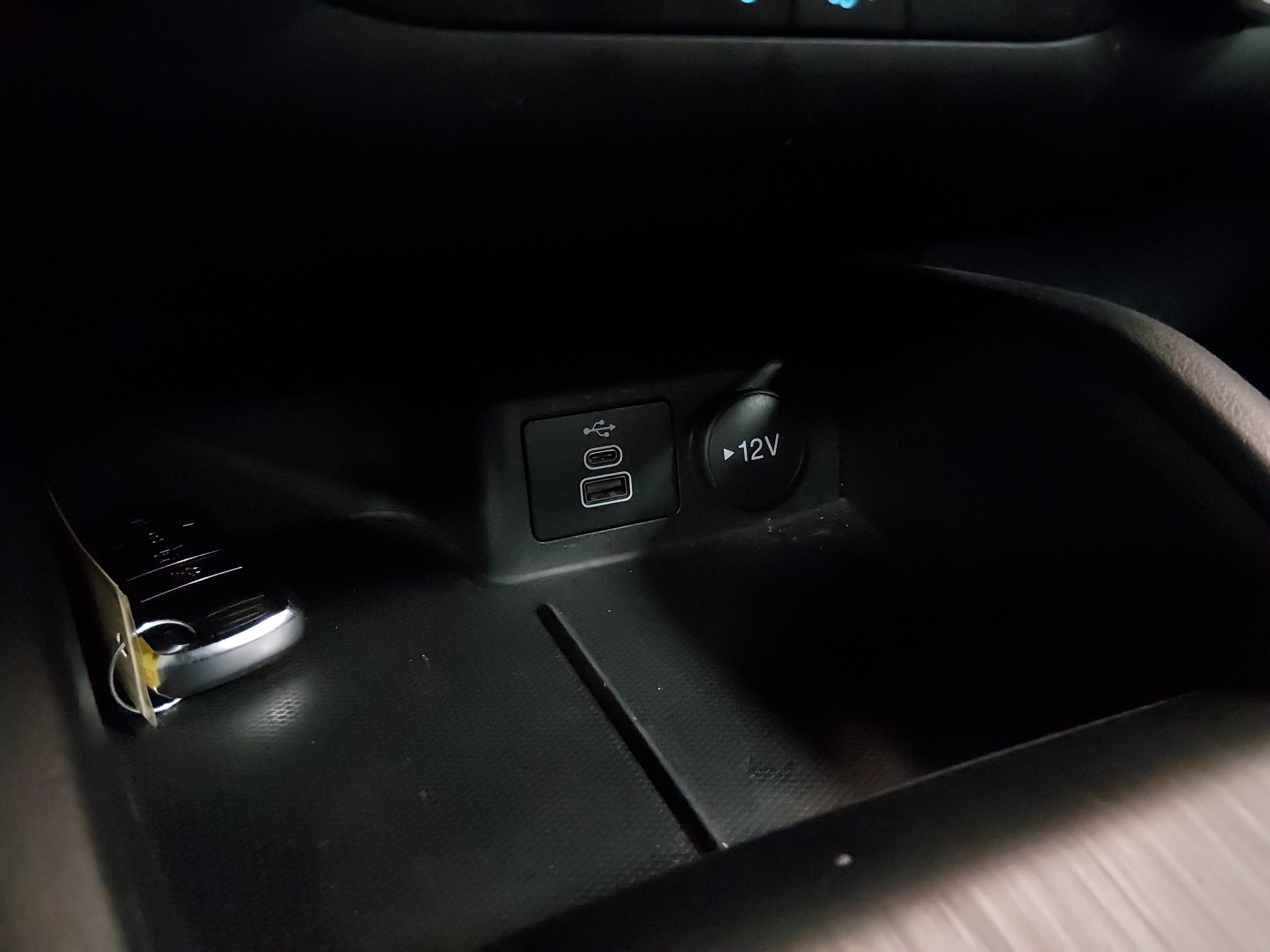 2025 Ford Escape ST-Line - Photo 18
