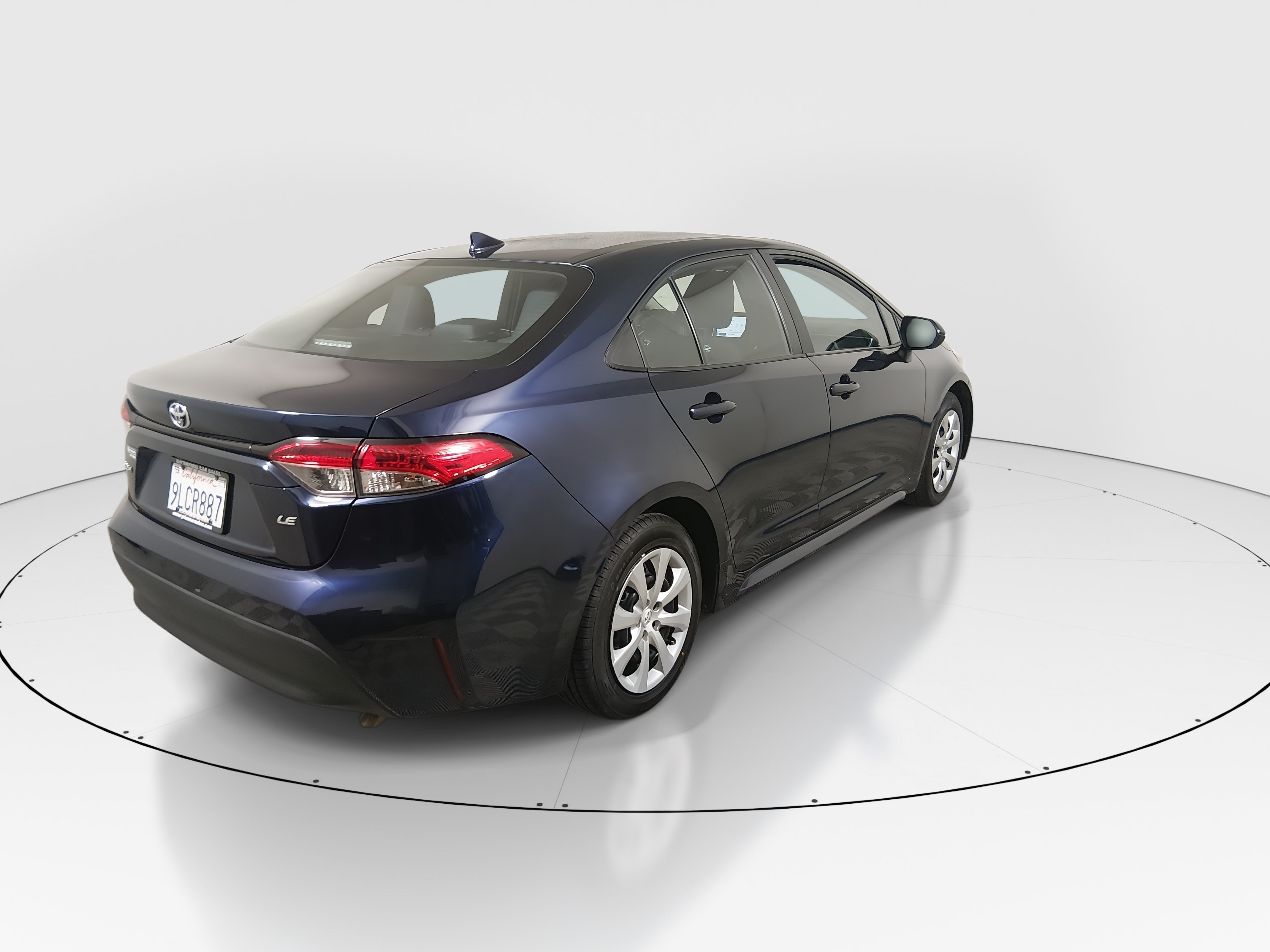 2024 Toyota Corolla LE - Photo 7
