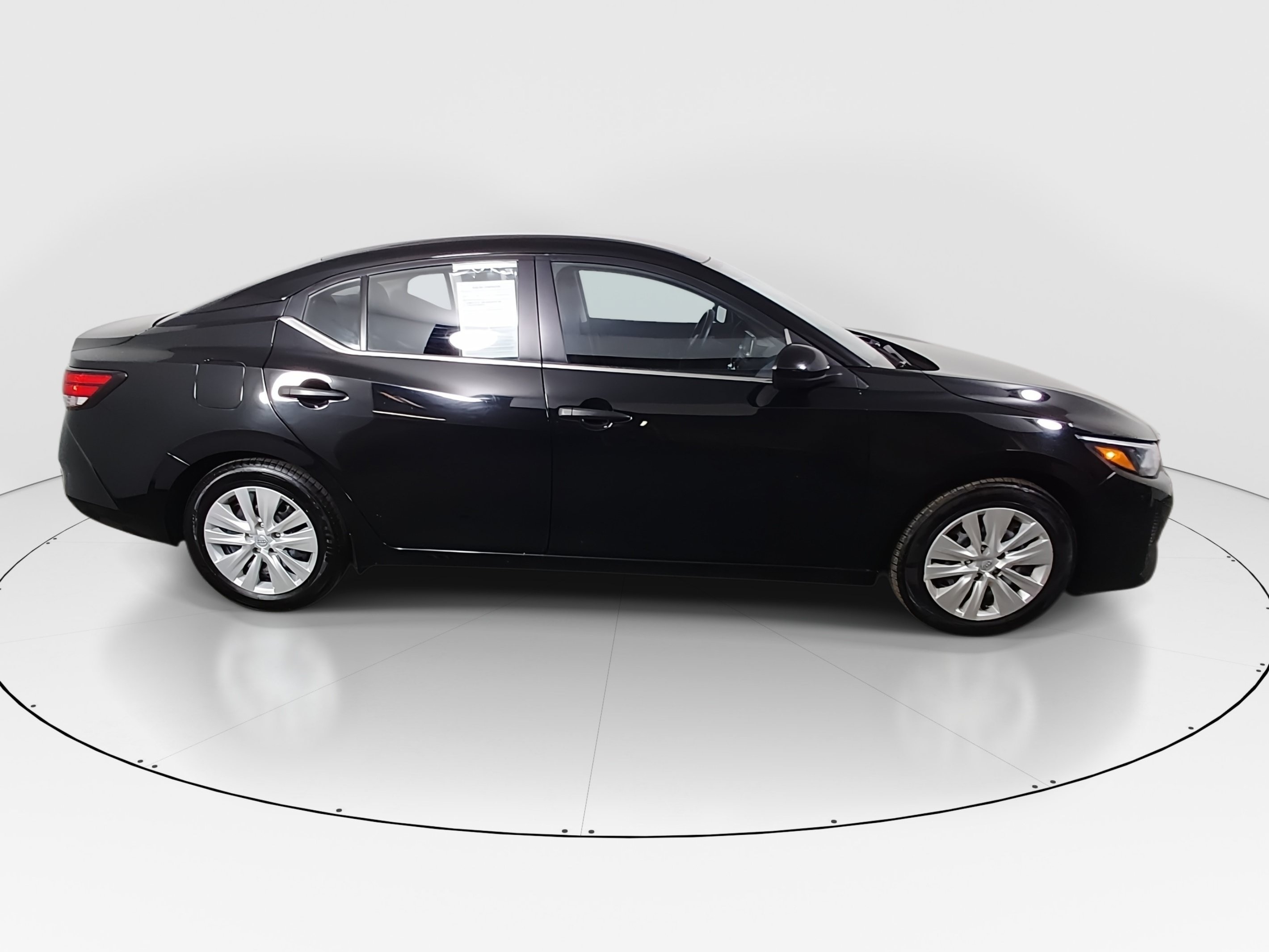 2025 Nissan Sentra S - Photo 8