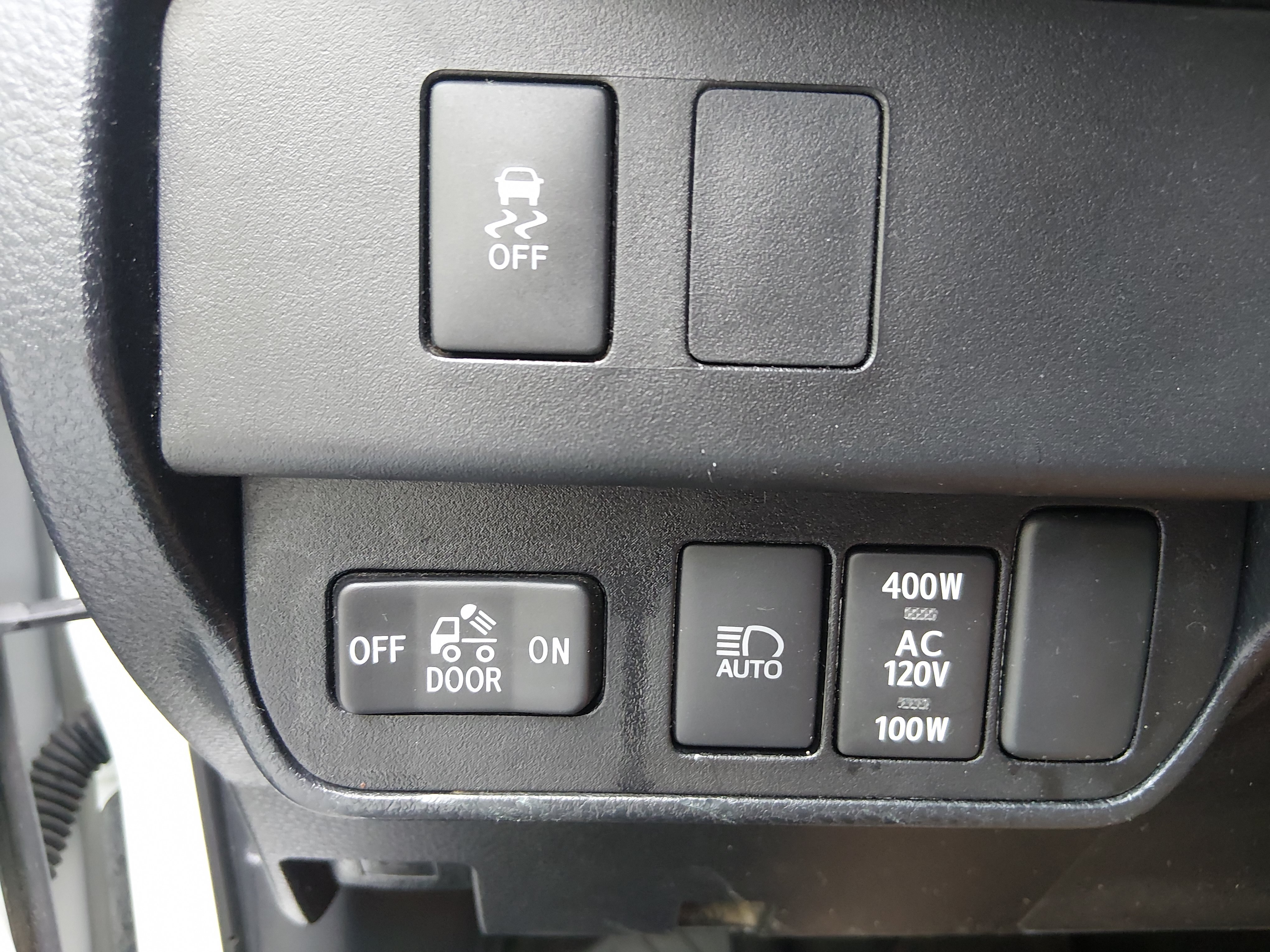 2023 Toyota Tacoma TRD Sport - Photo 19