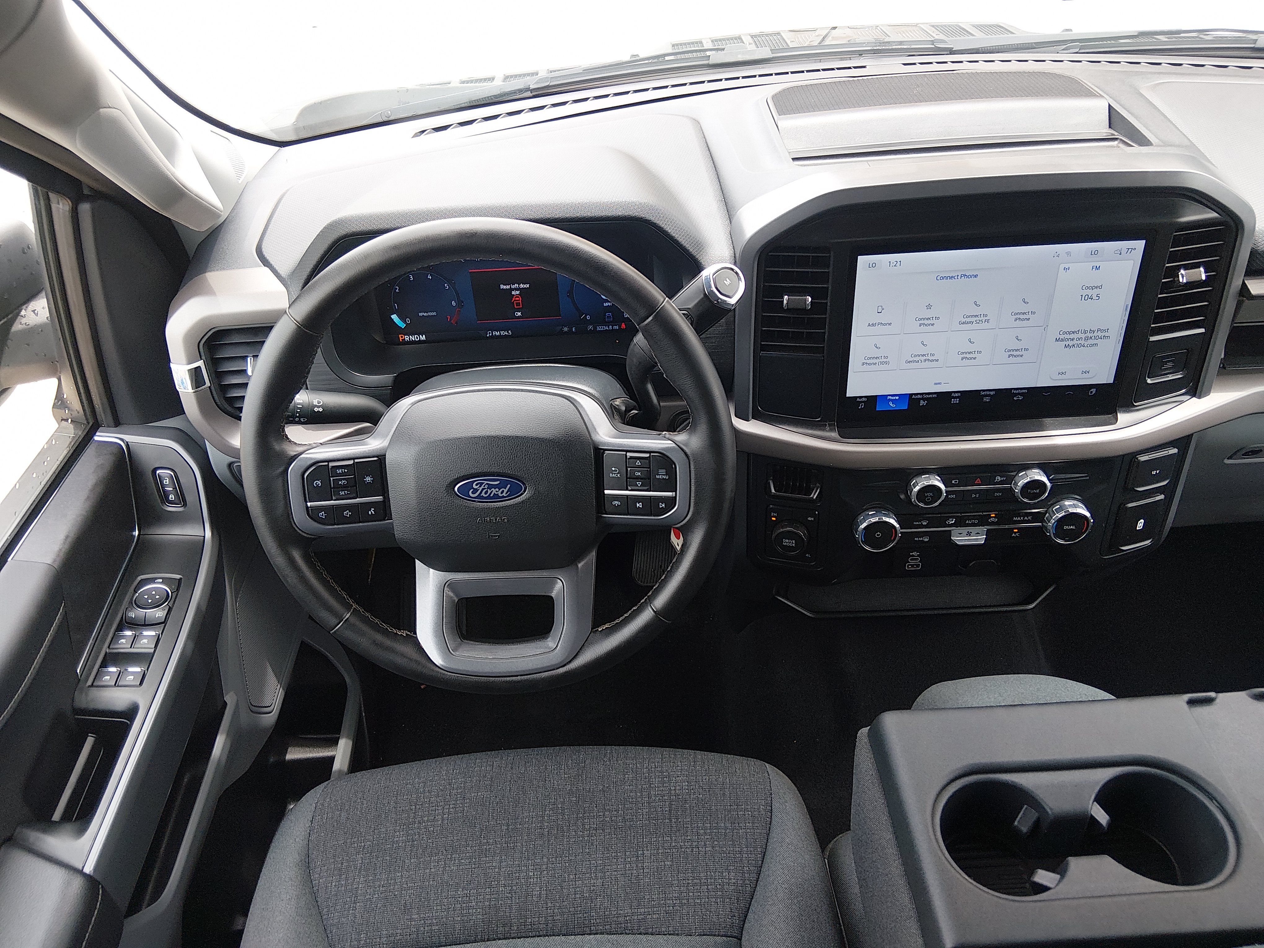 2025 Ford F-150 XLT - Photo 17