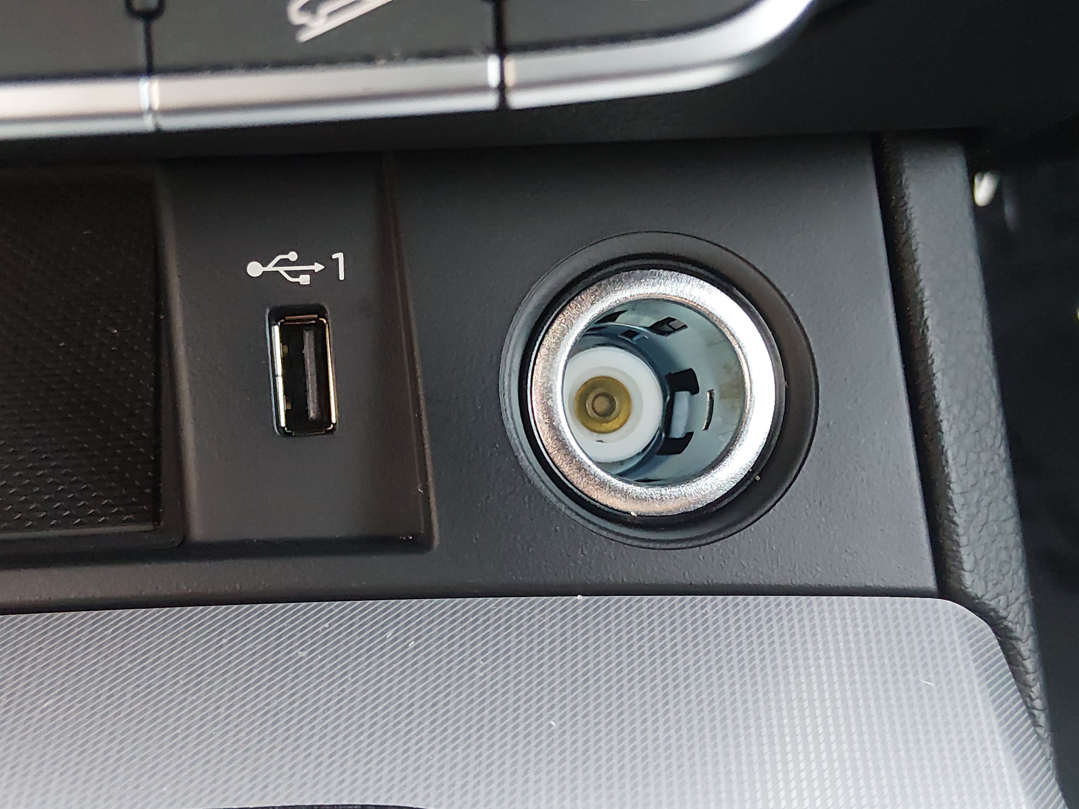 2025 Audi Q5 Premium - Photo 19