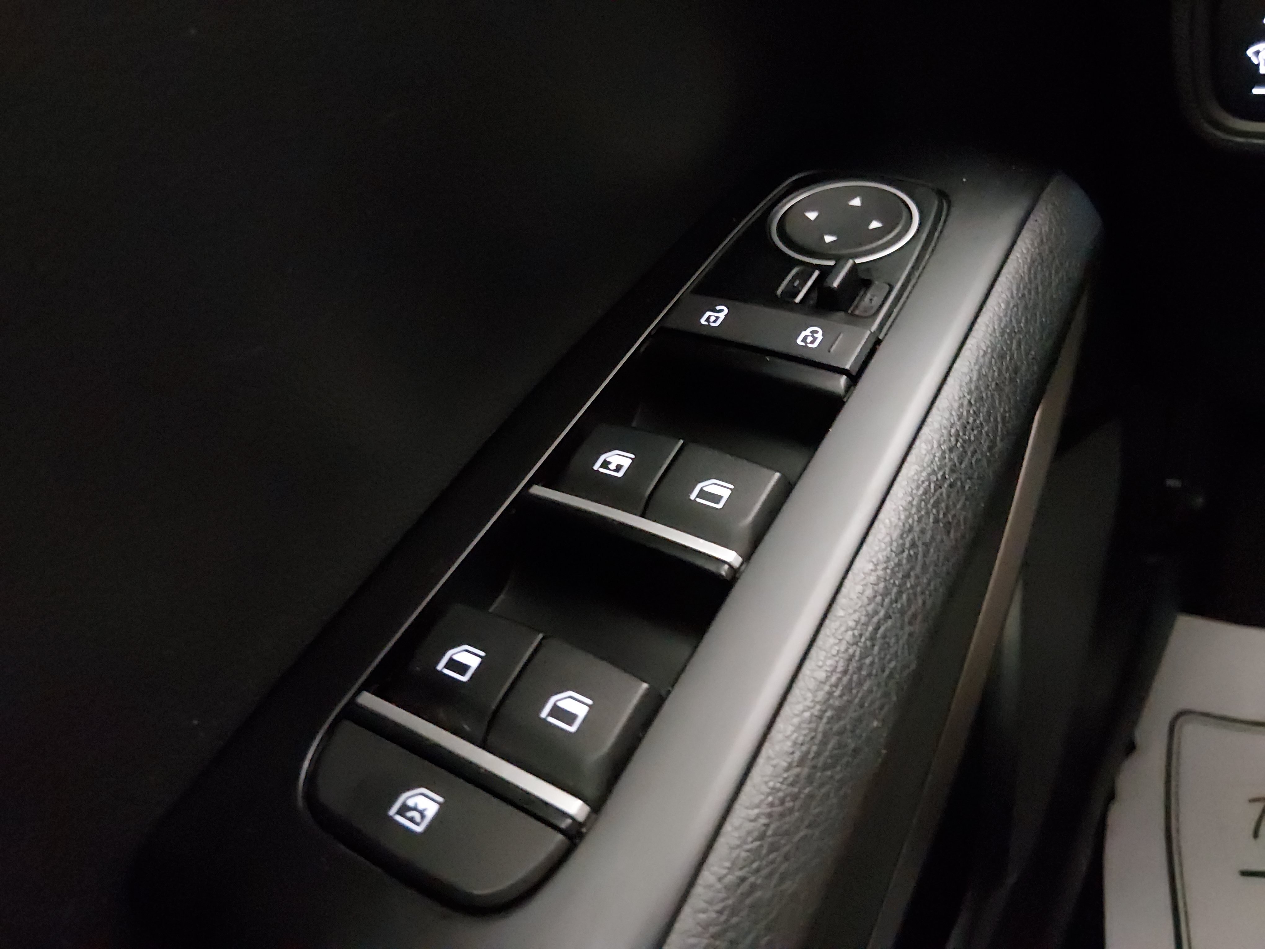 2024 Kia Soul LX - Photo 21