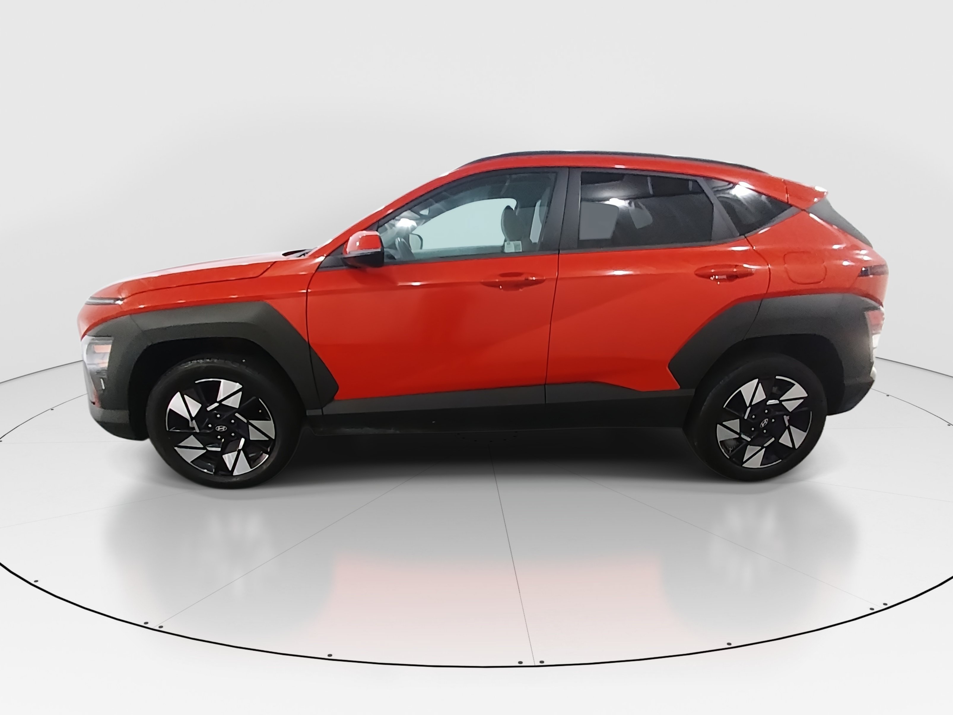 2025 Hyundai Kona SEL - Photo 4
