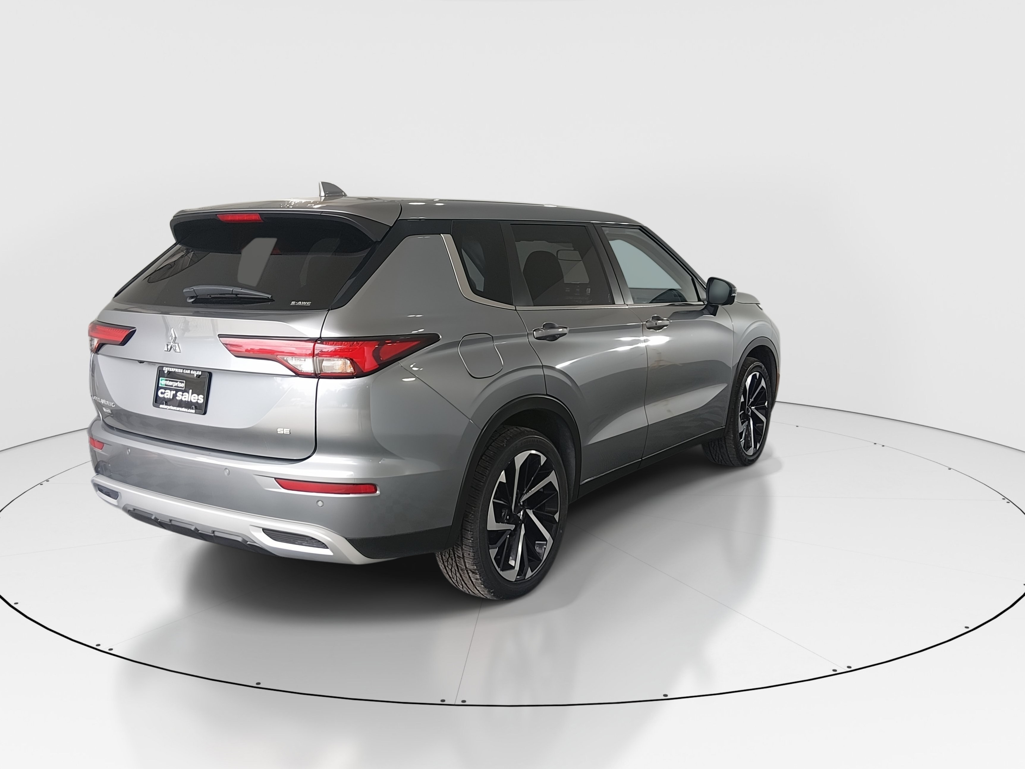 2024 Mitsubishi Outlander SE - Photo 7