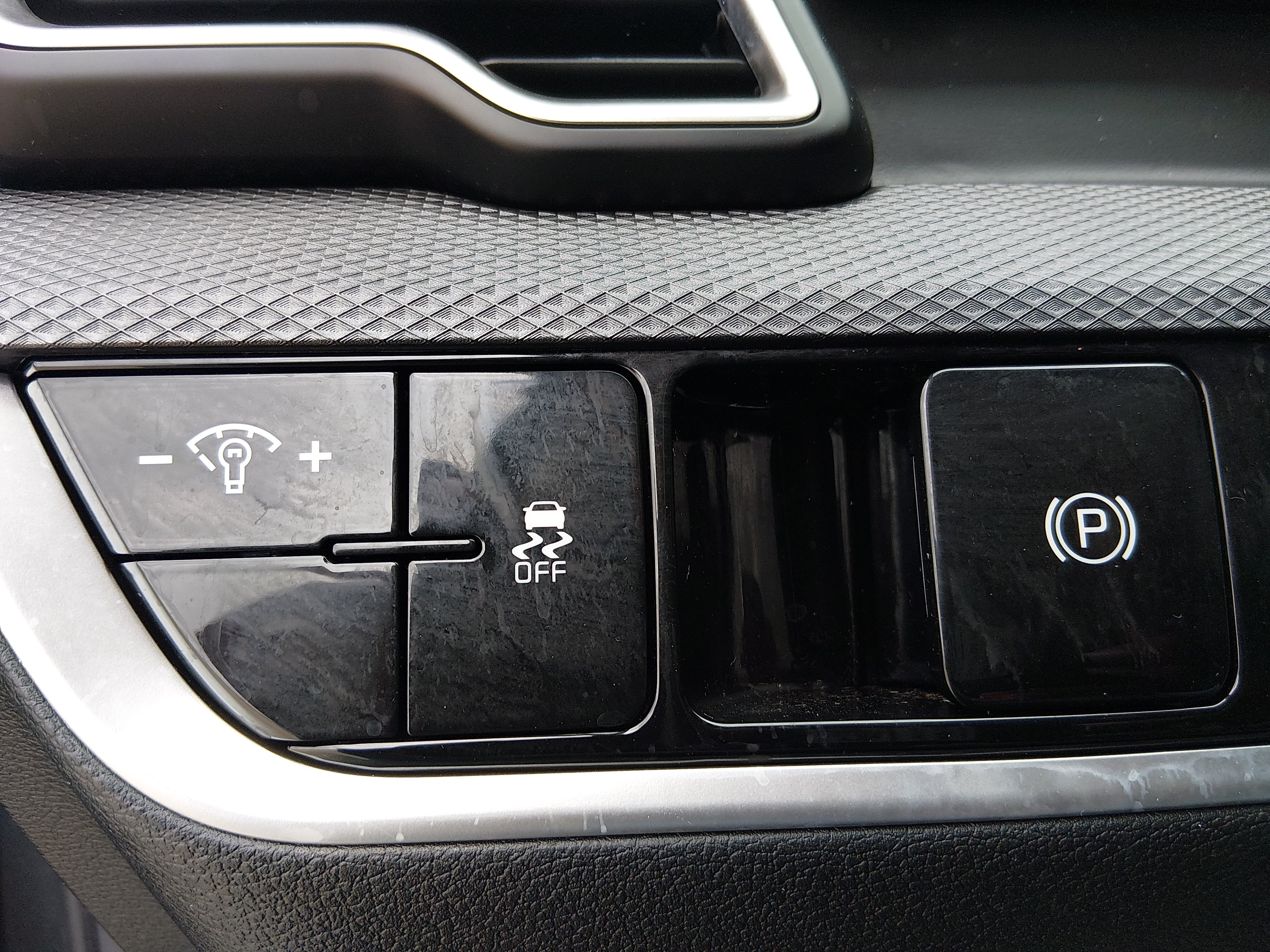 2025 Kia Sportage LX - Photo 13