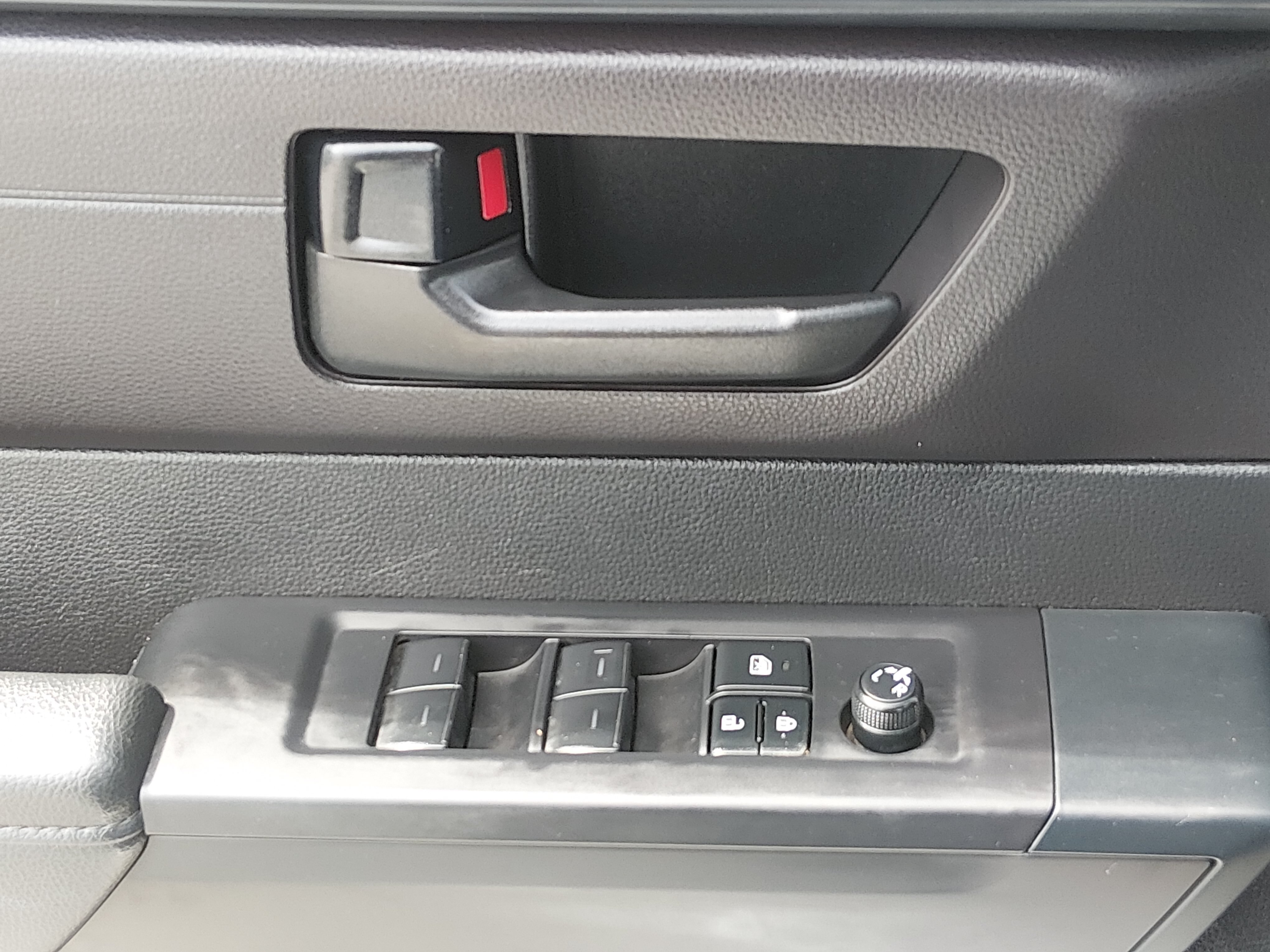 2023 Toyota Tundra SR - Photo 18