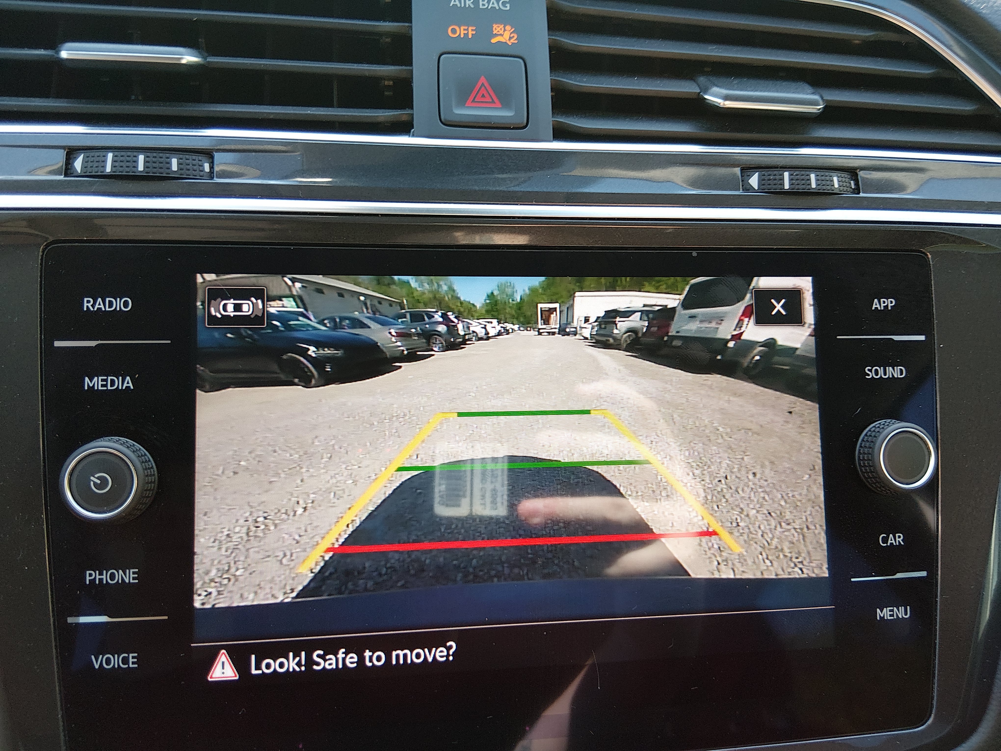 2023 Volkswagen Tiguan SE - Photo 16