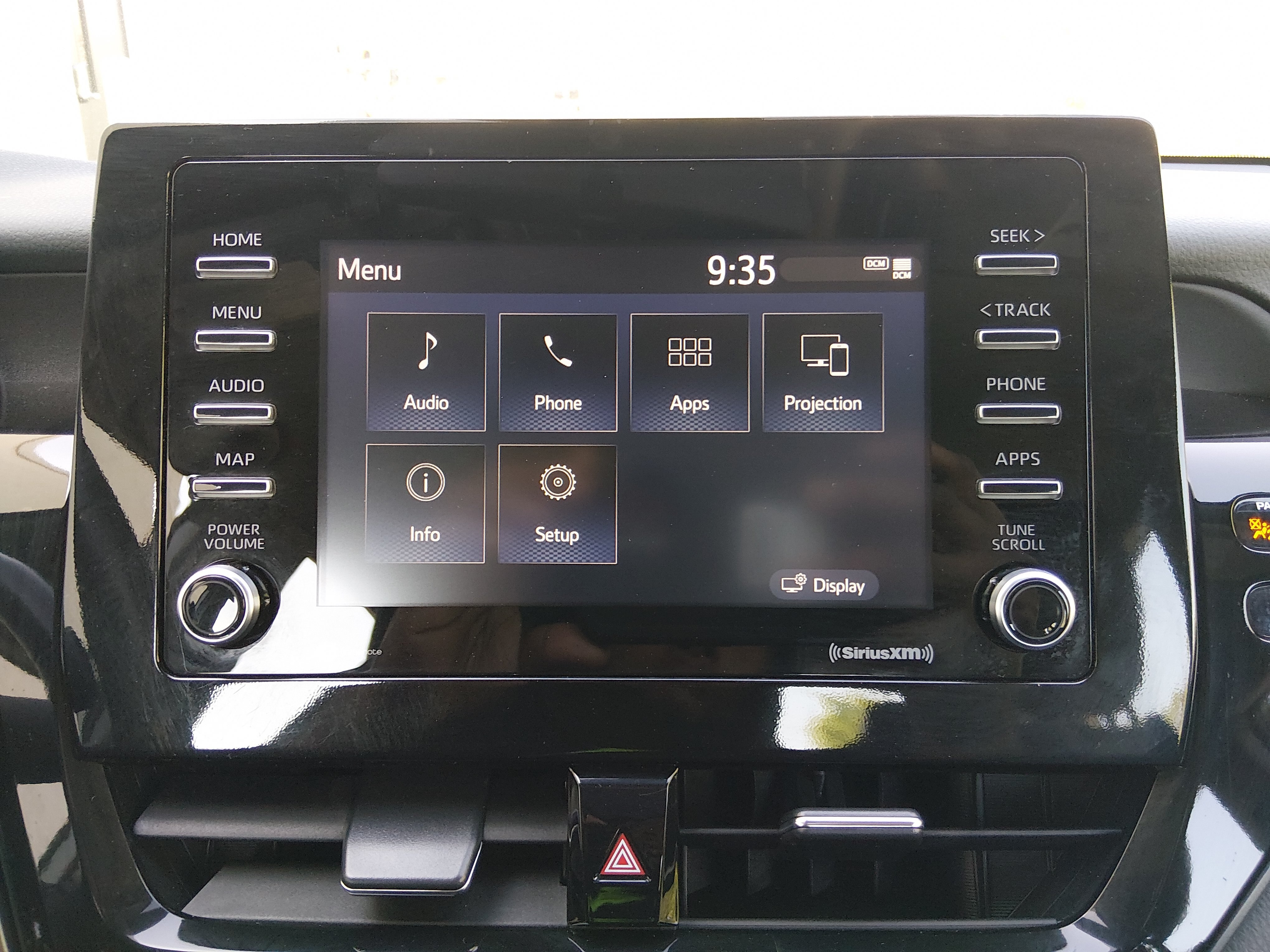 2024 Toyota Camry SE - Photo 17