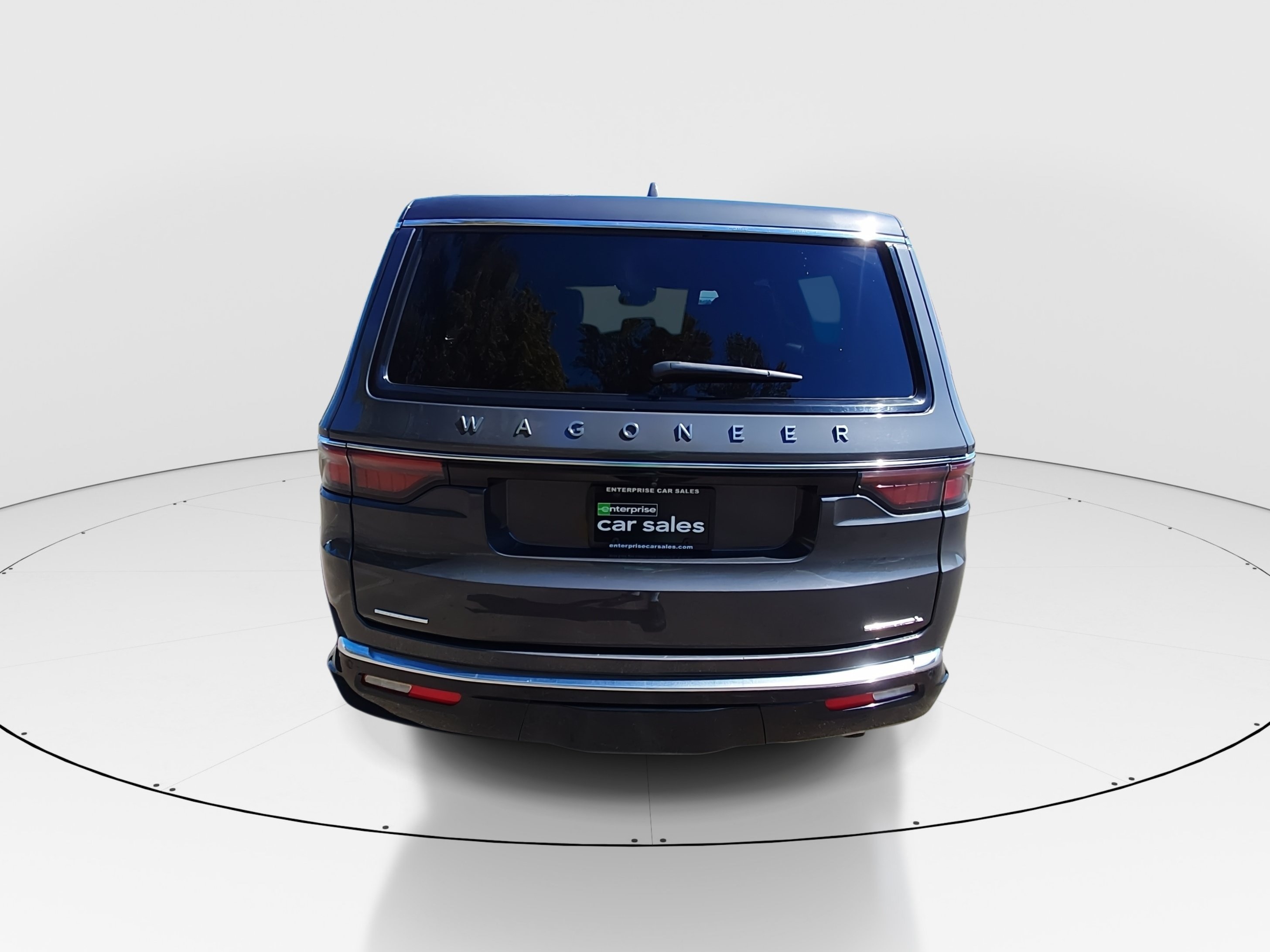 2023 Jeep Wagoneer L Series II - Photo 6