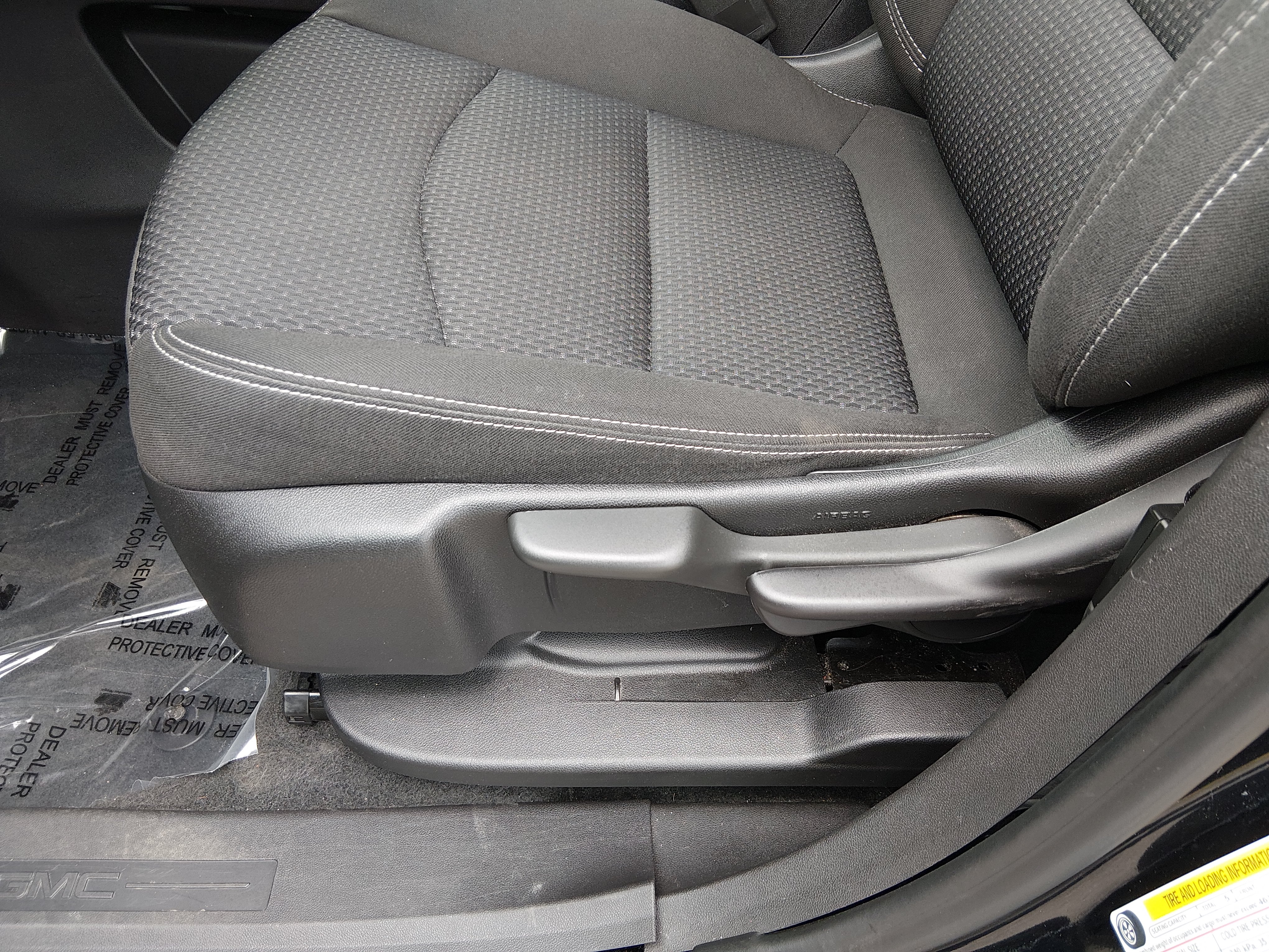 2024 GMC Terrain SLE - Photo 13