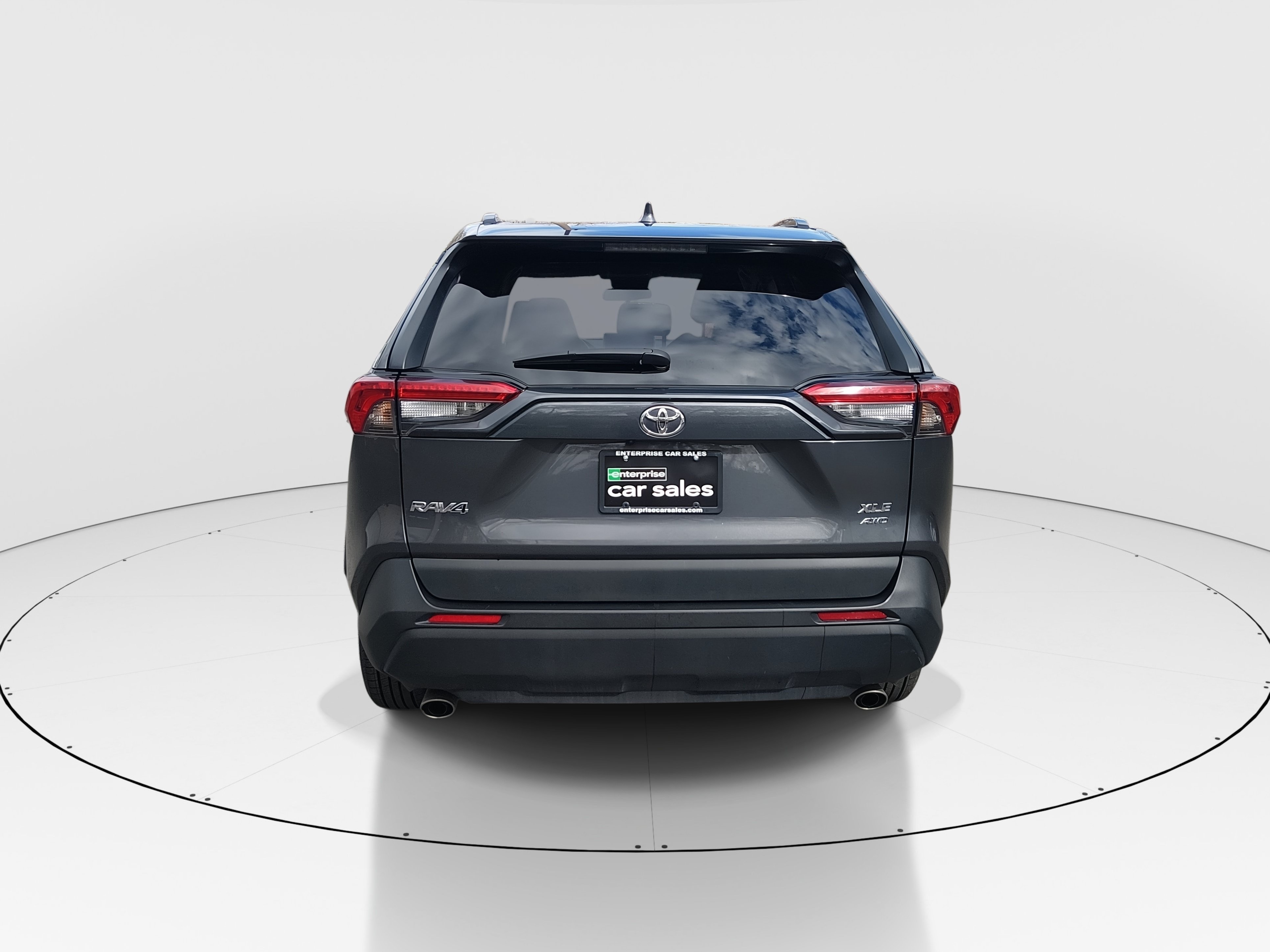 2024 Toyota RAV4 XLE - Photo 6