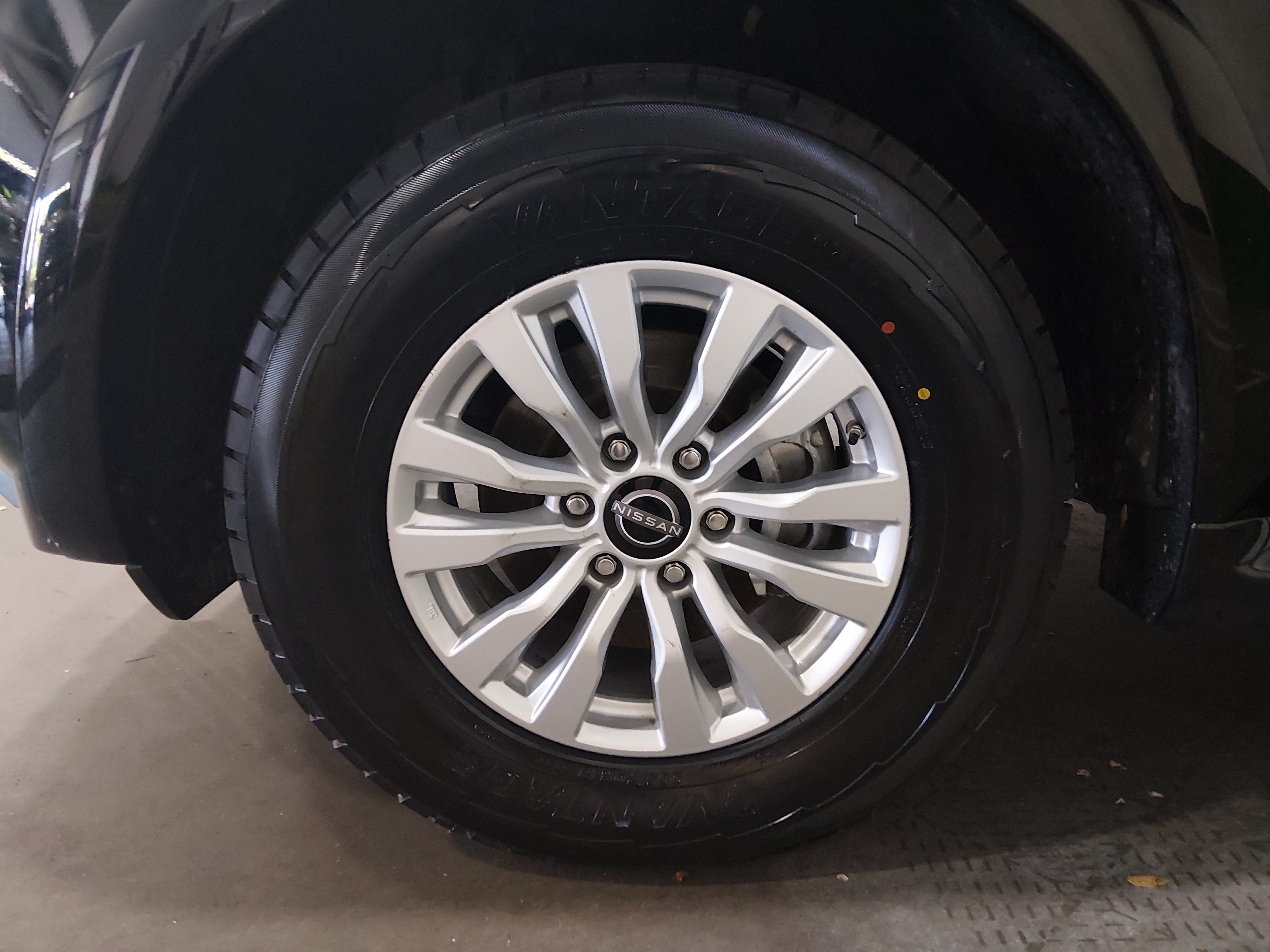 2024 Nissan Armada SV - Photo 10