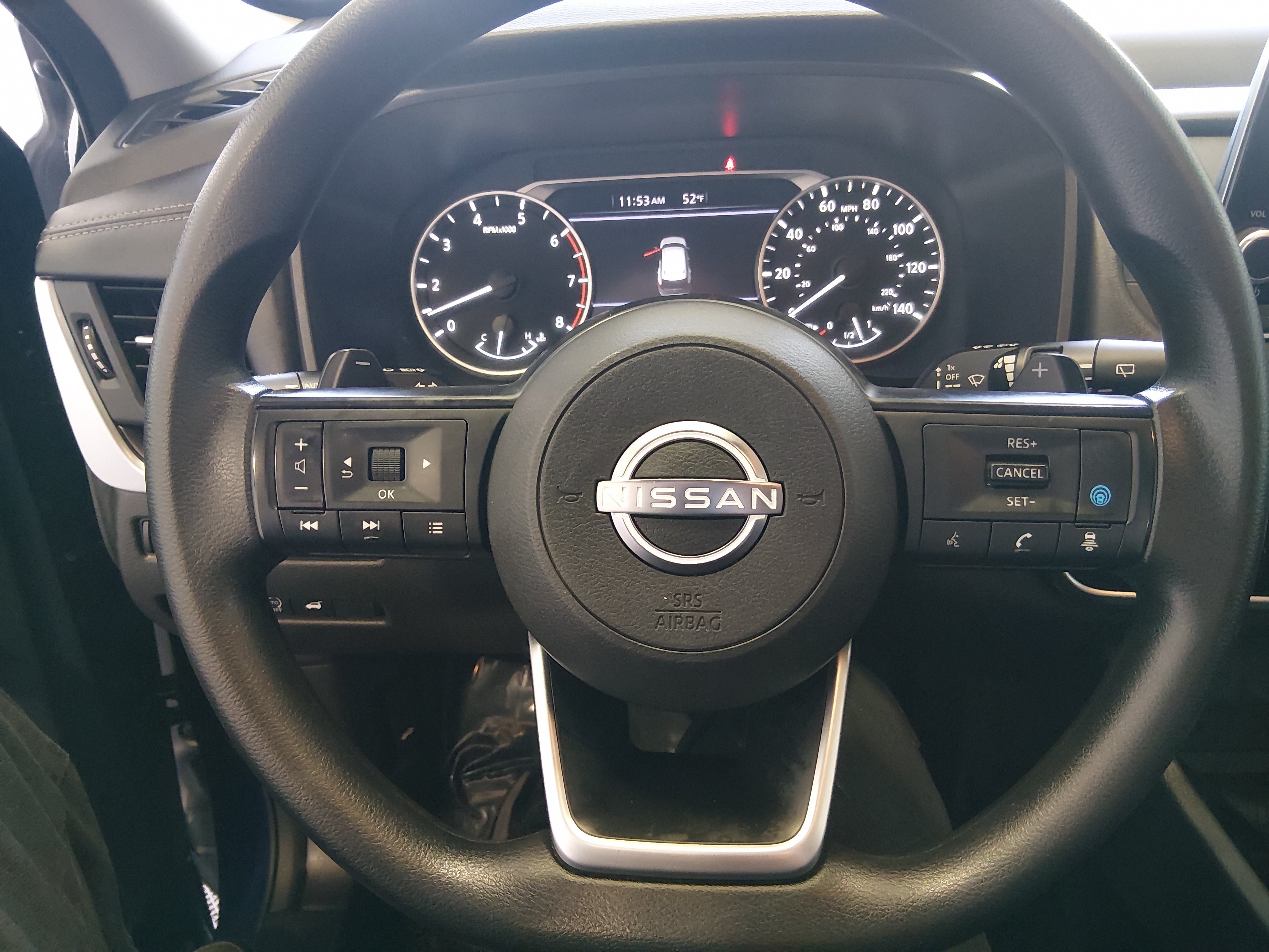 2024 Nissan Rogue SV - Photo 12
