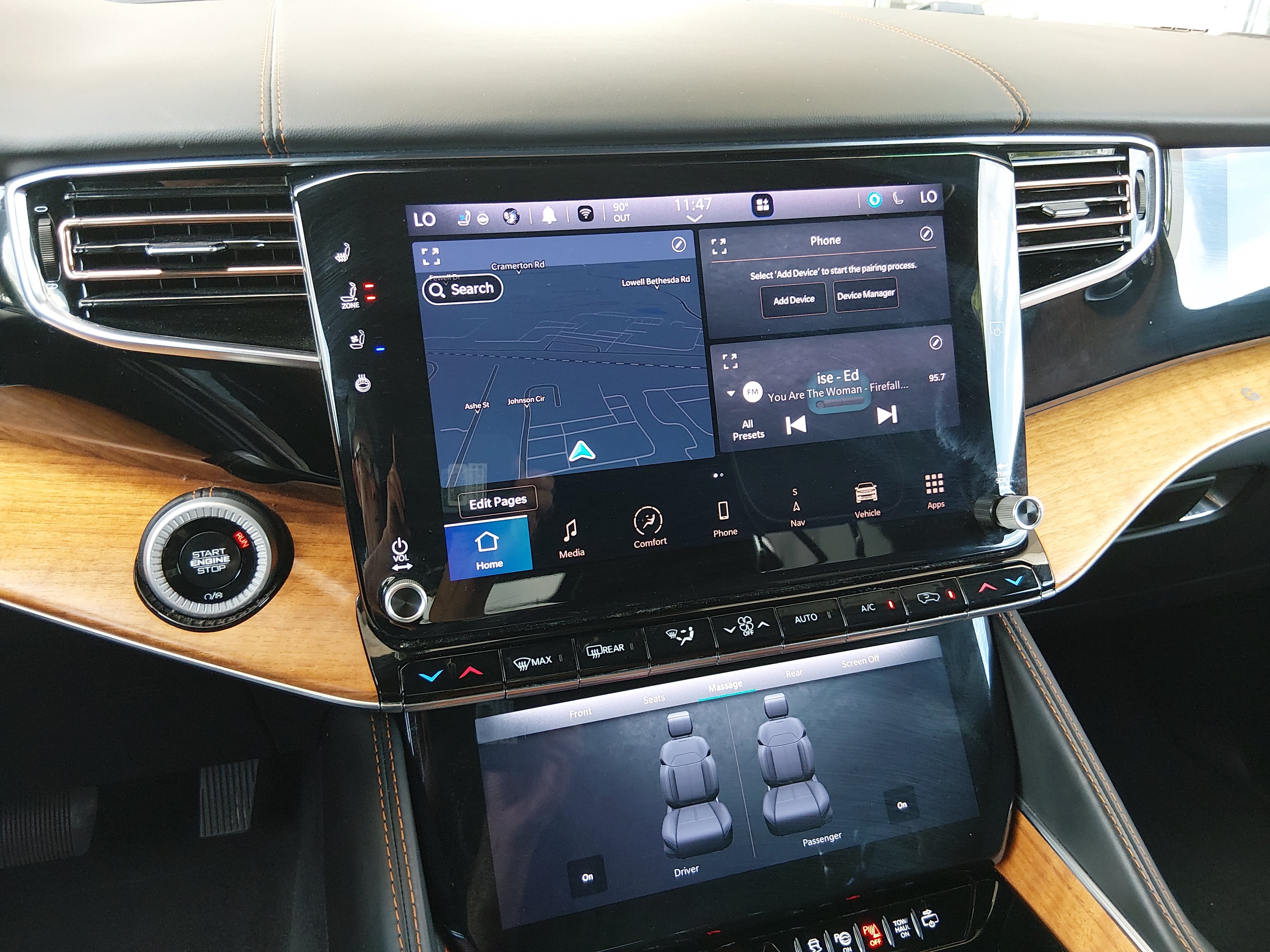 2024 Jeep Grand Wagoneer L Series III - Photo 17