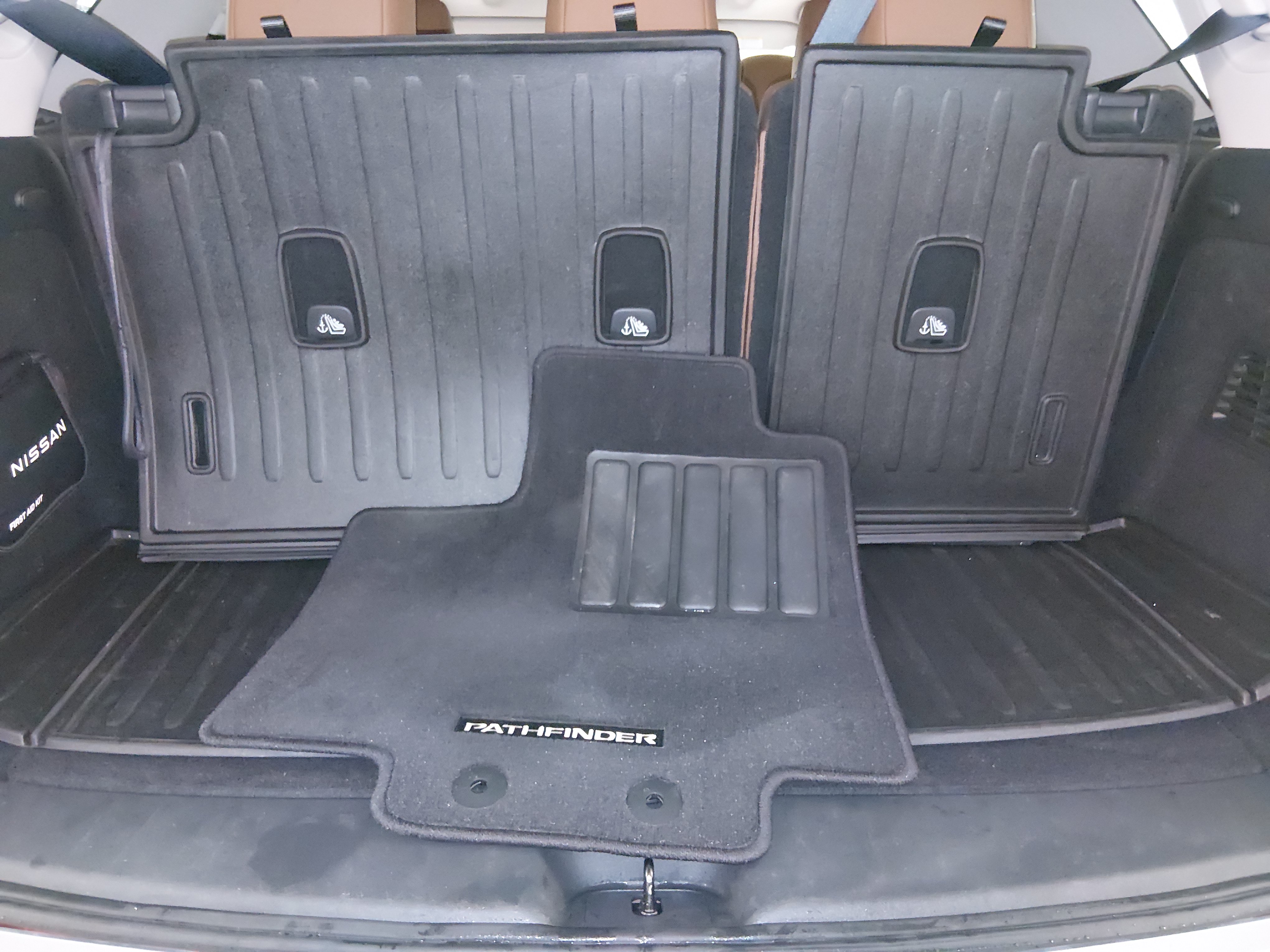 2023 Nissan Pathfinder Platinum - Photo 11