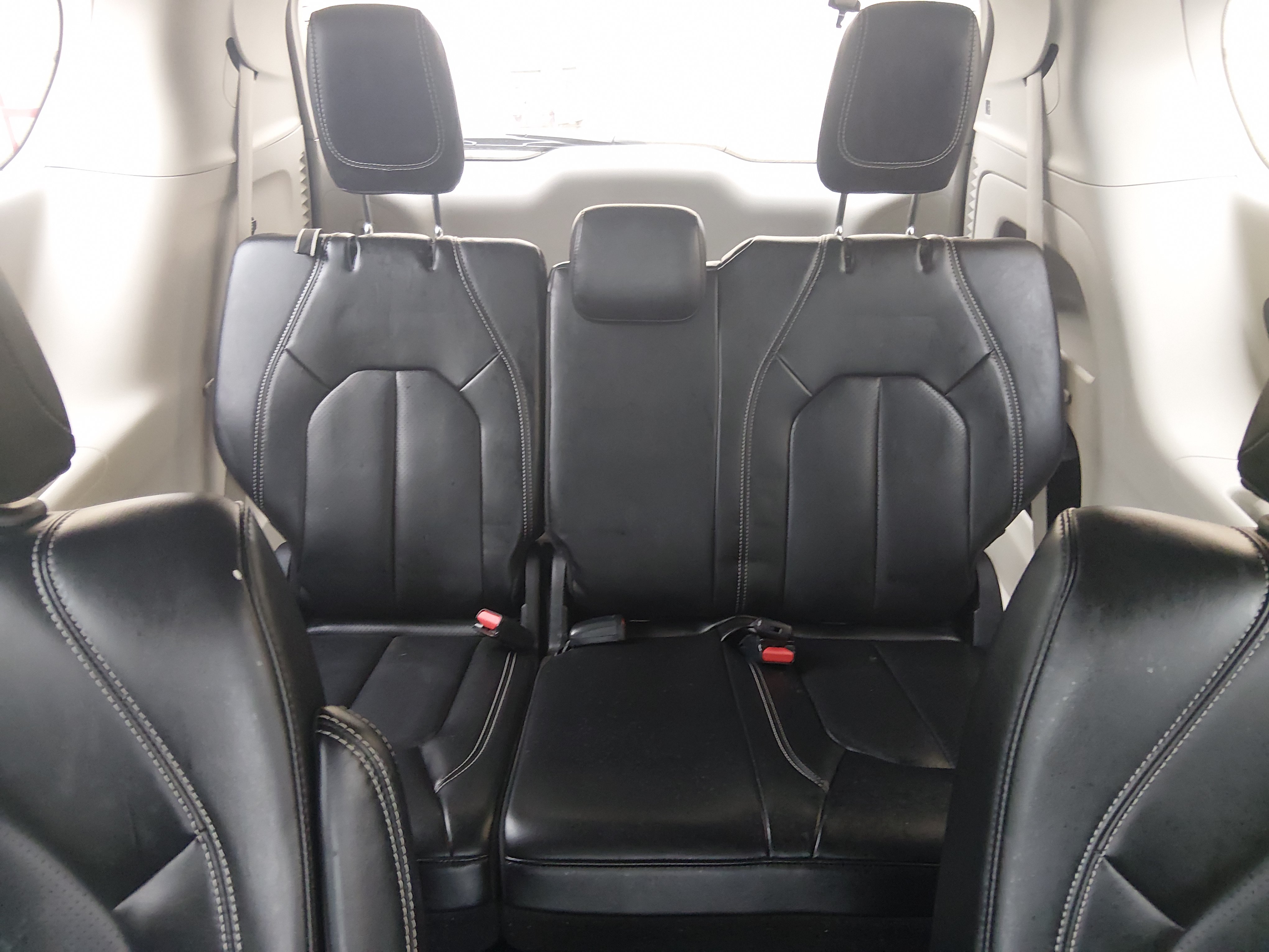 2023 Chrysler Pacifica Touring L - Photo 17