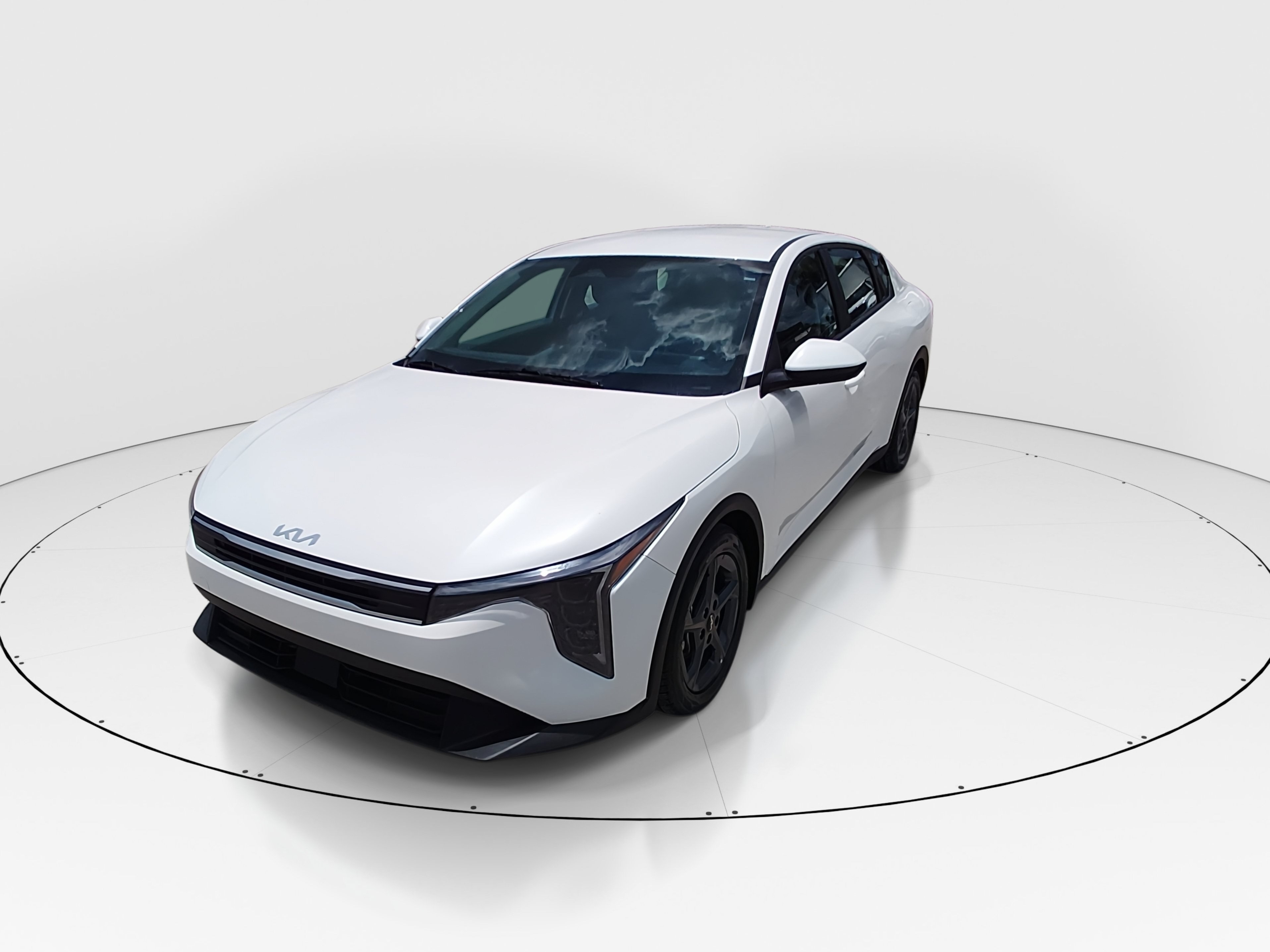 2025 Kia K4 LXS - Photo 3
