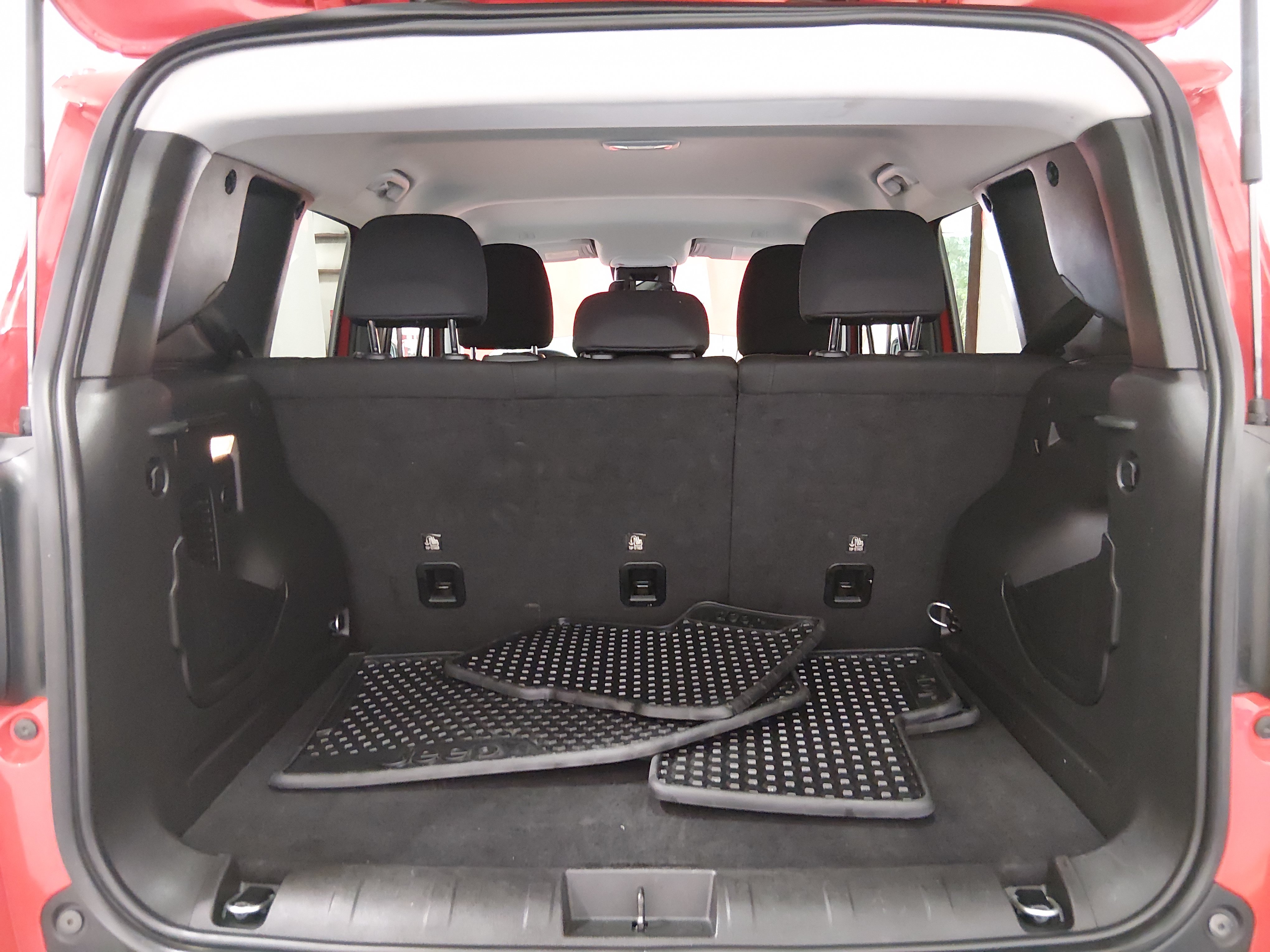 2023 Jeep Renegade Latitude - Photo 11