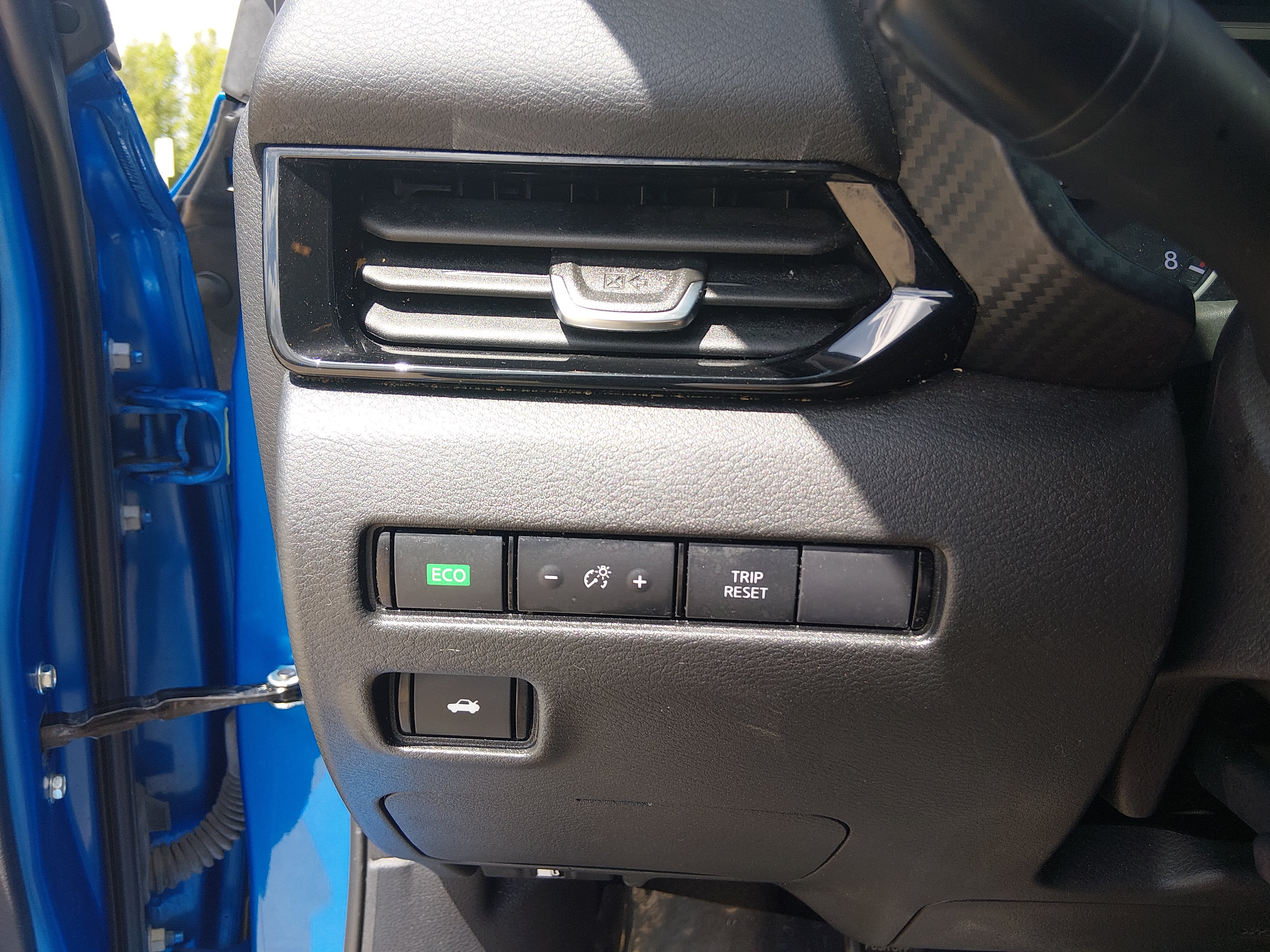2024 Nissan Sentra SV - Photo 12