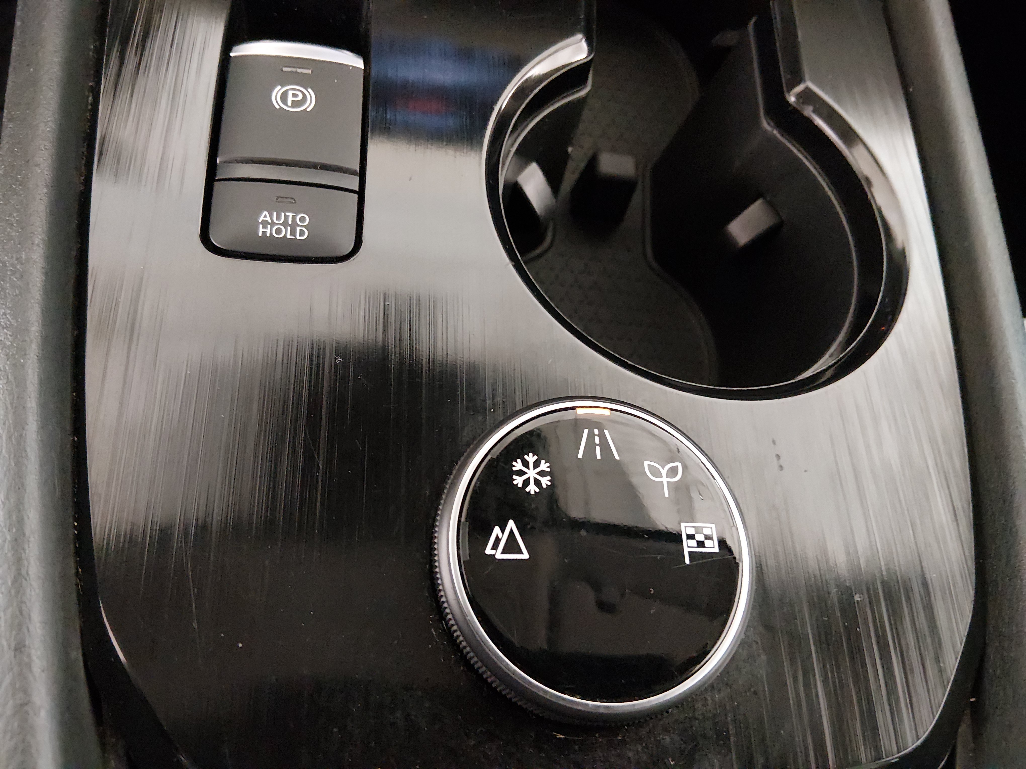 2023 Nissan Rogue SV - Photo 17