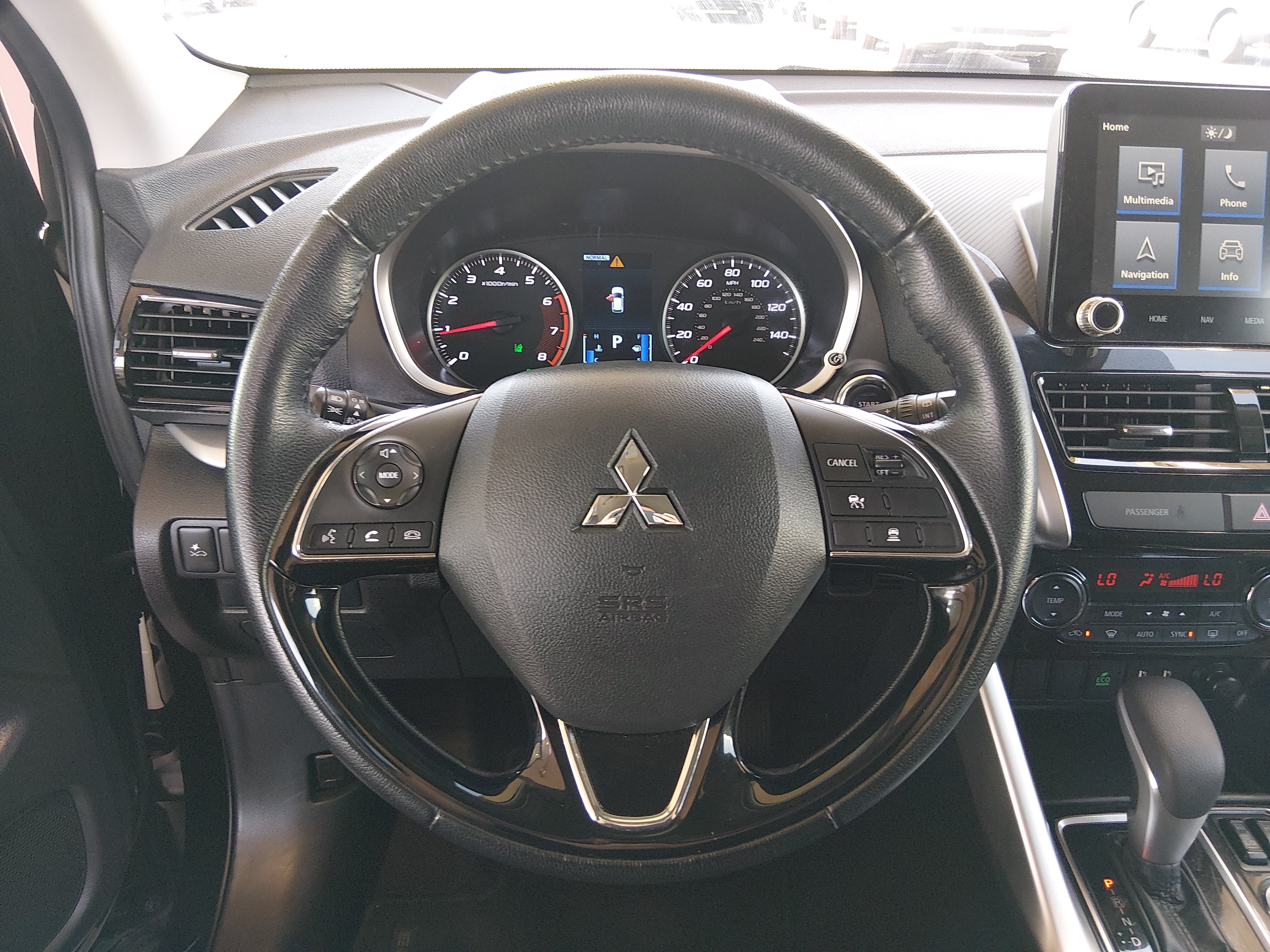 2024 Mitsubishi Eclipse Cross SE - Photo 12