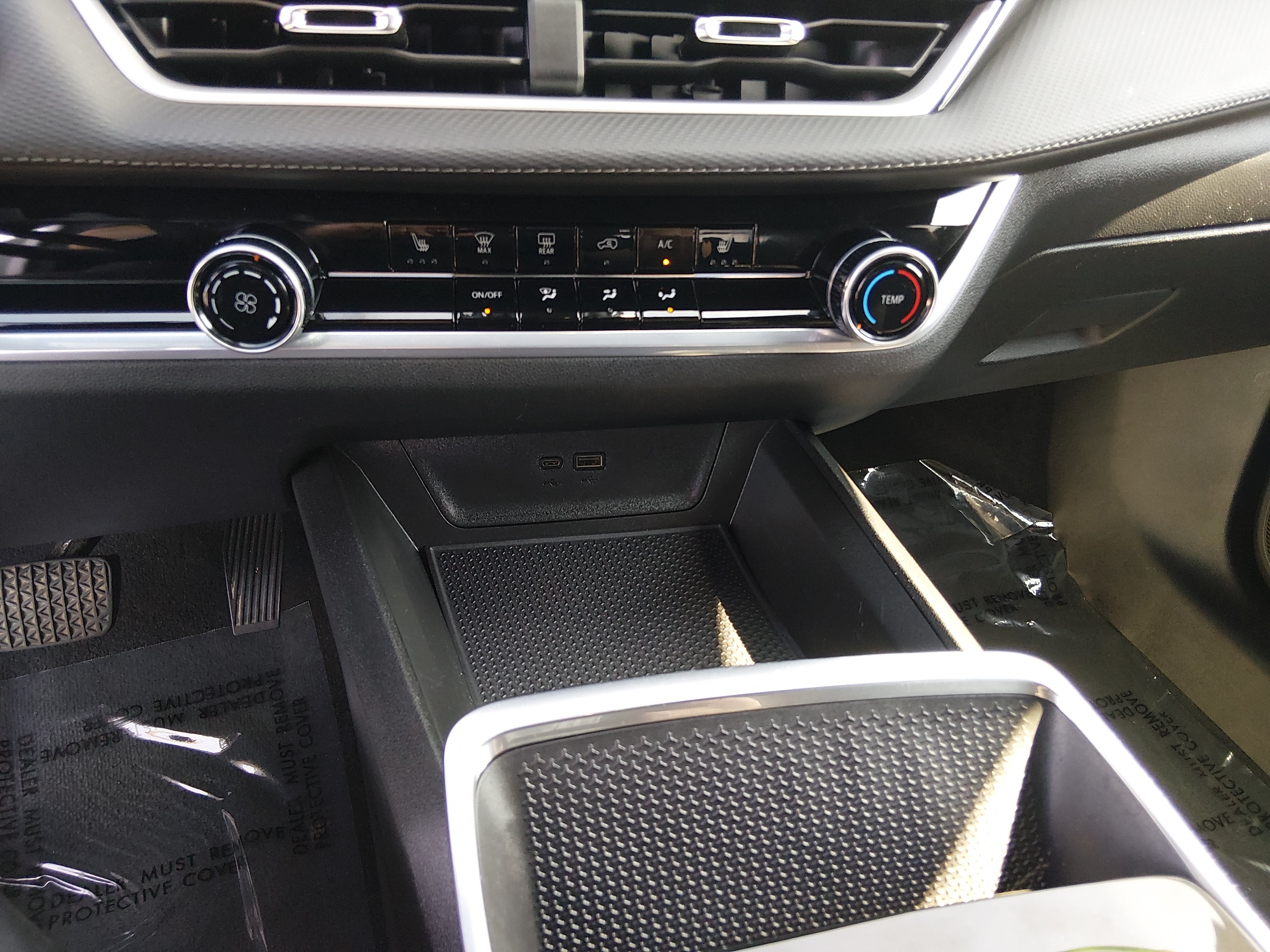 2025 Chevrolet Equinox LT - Photo 19